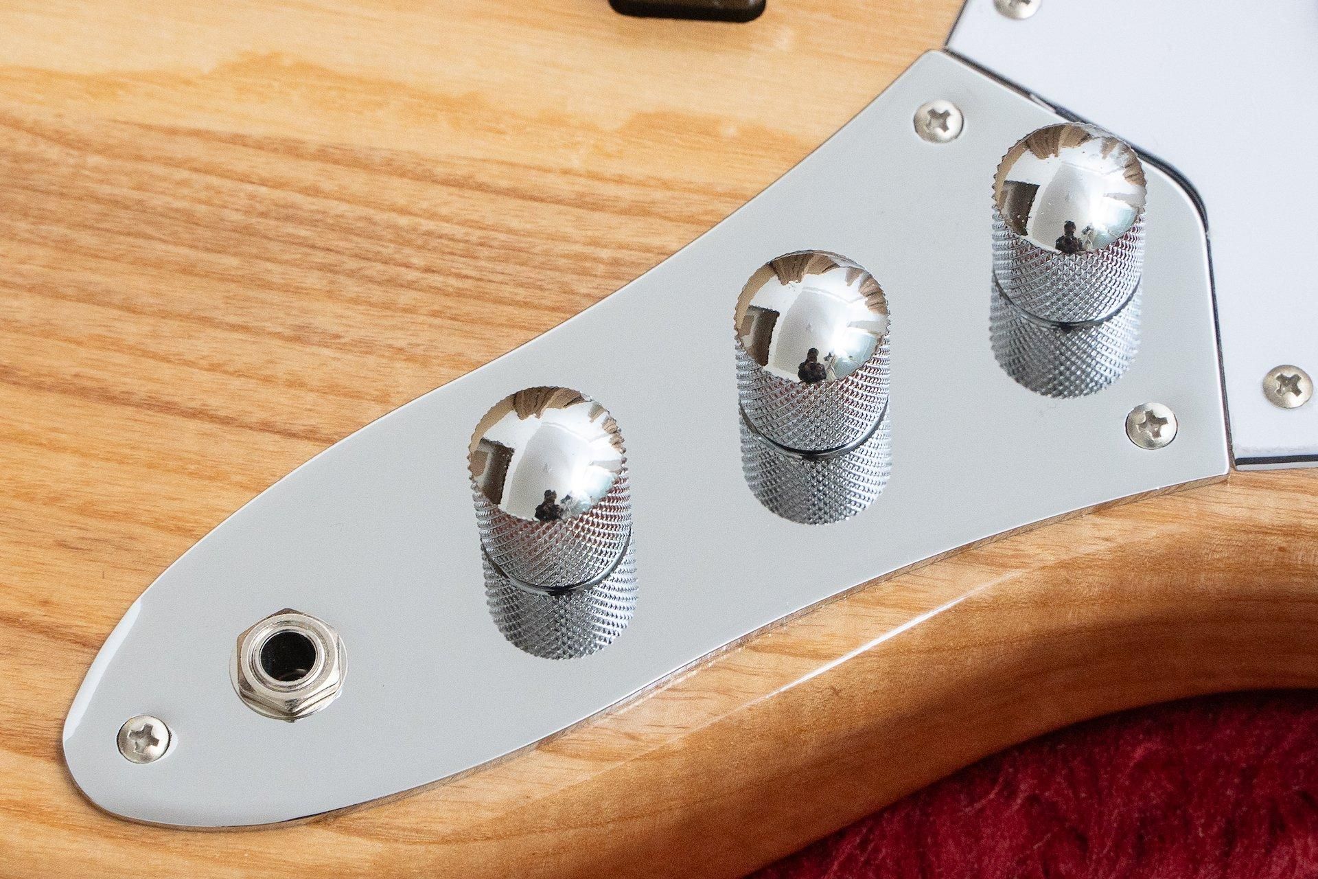 new】woofy basses / ONE series Cavalier 4 Natural - Geek IN Box