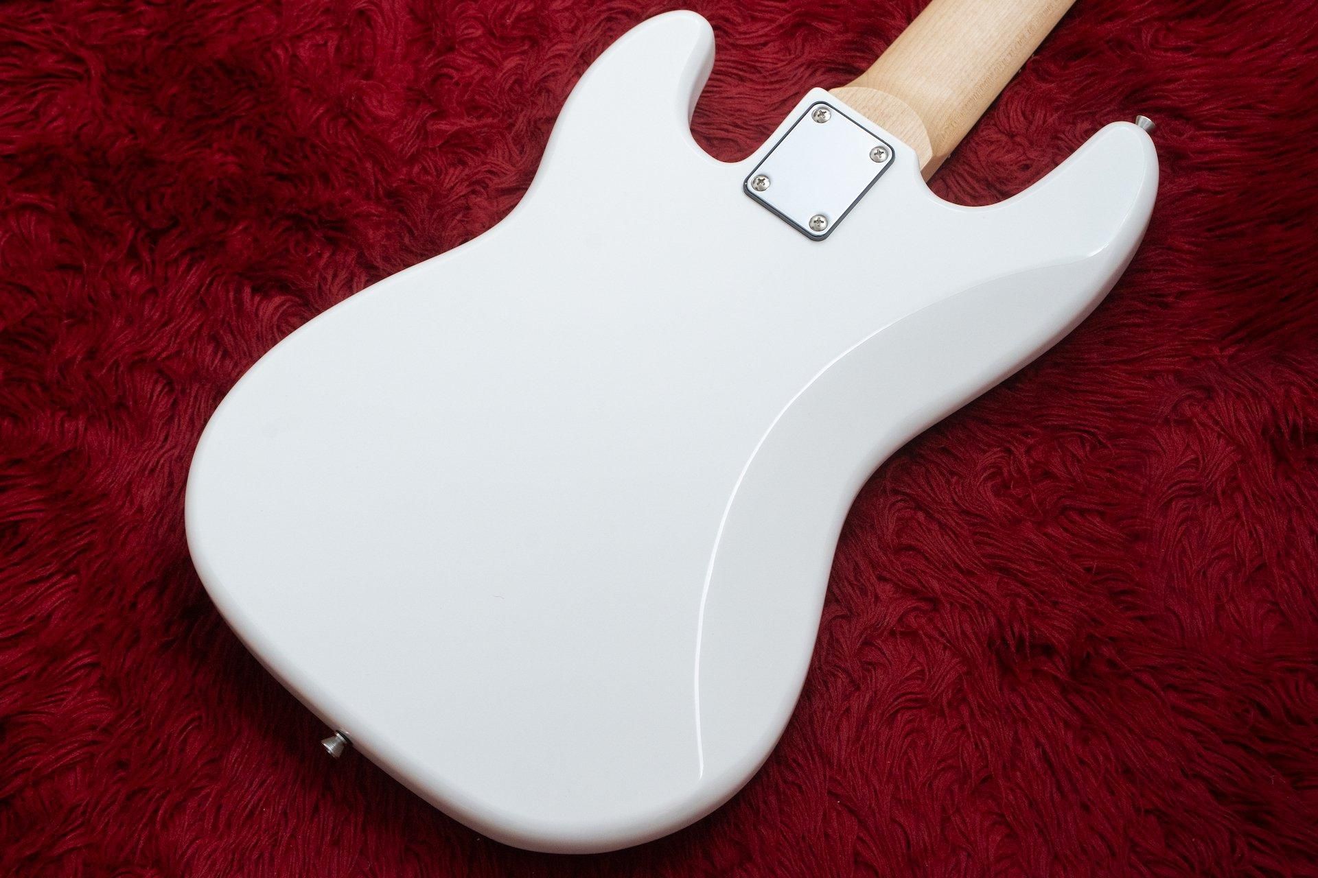 new】woofy basses / ONE series Woo 5 White - Geek IN Box