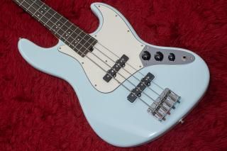 ThreeDots エレキベース ホワイト Three Dots - Geek IN Box