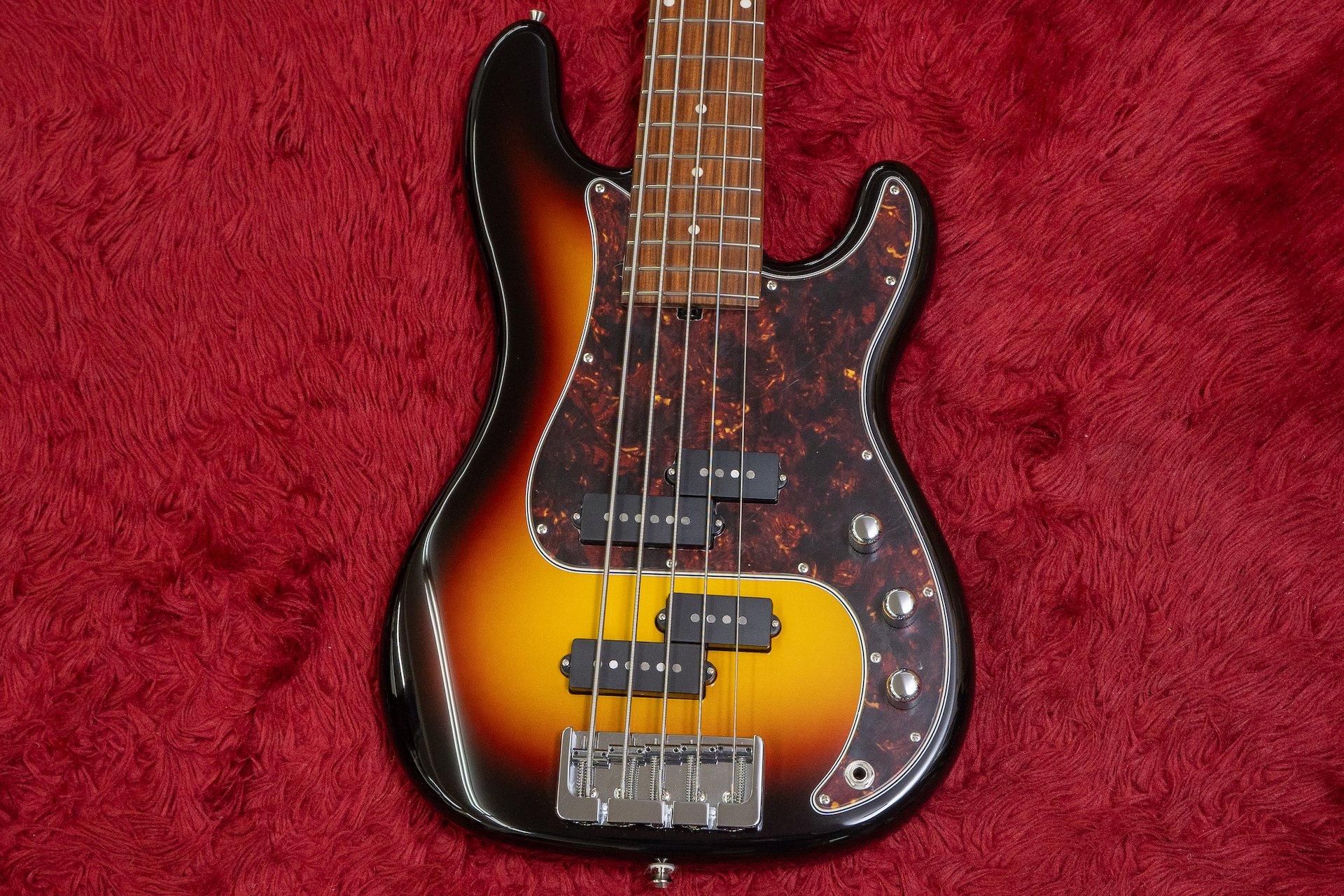 new】Red House Guitars / General PP/5 3 Tone Sunburst 3.900