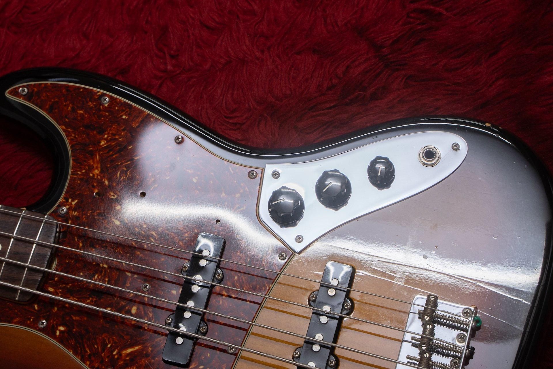 VINTAGE jazz bass 3csエレキベース Fender MADE IN JAPAN TRADITIONAL 60S JAZZ BASS (3CS)（新品