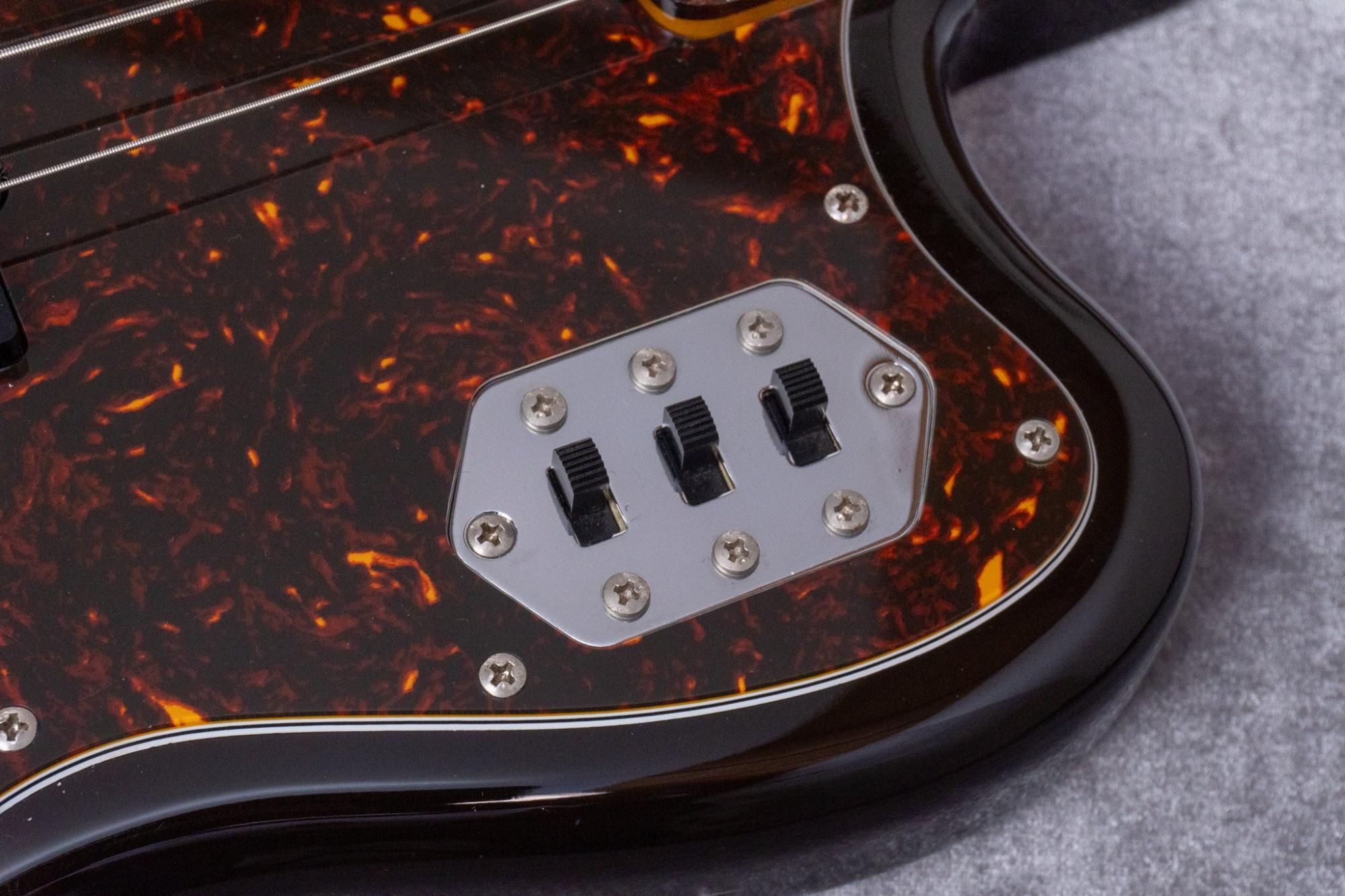 used】Fender Japan / JAB-EQ Jaguar Bass 3TS 2004~2005 4.25kg