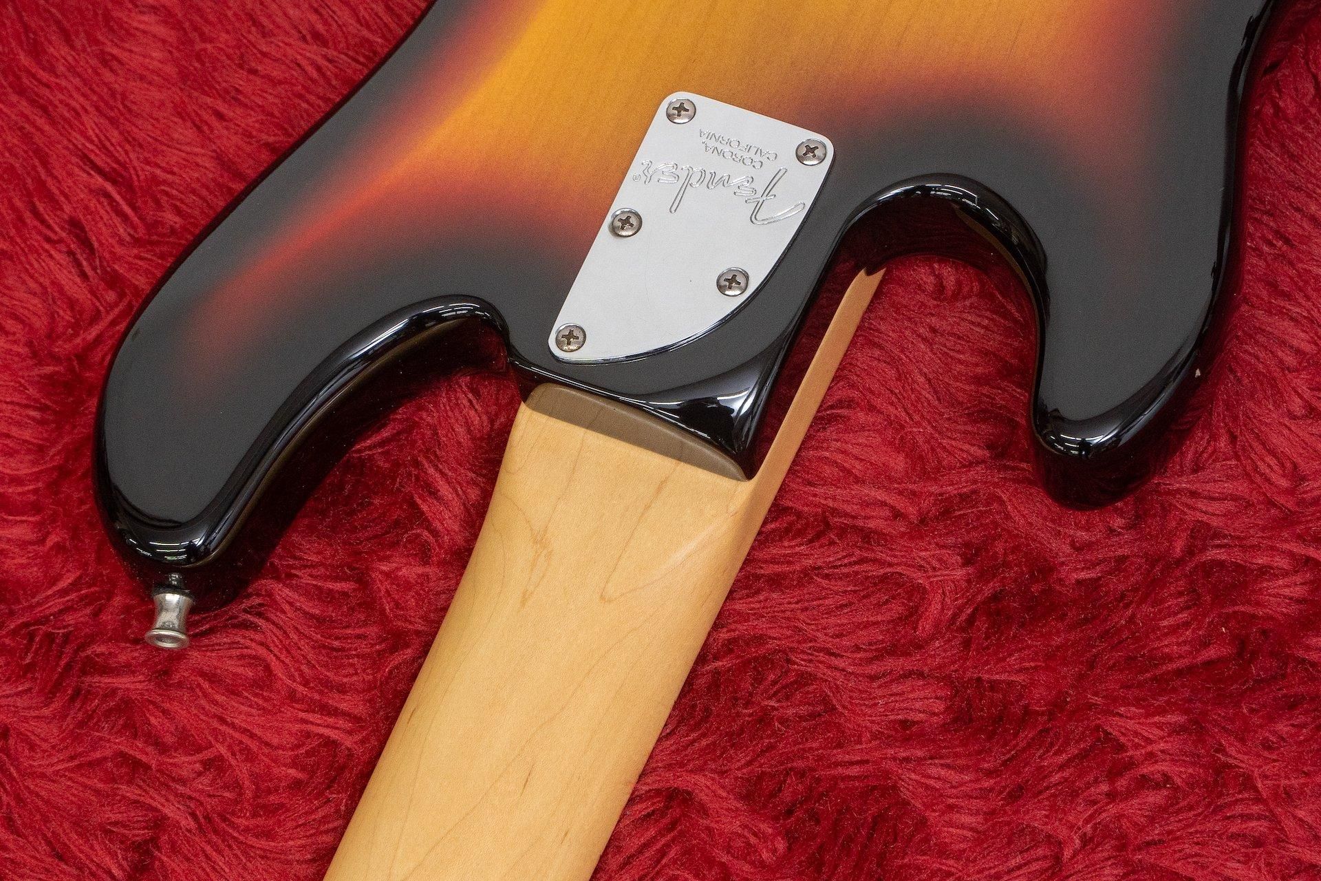 used】Fender / American Deluxe Jazz Bass Ⅴ 2006 4.365kg used】Fender / American Deluxe Jazz Bass Ⅴ 2006 4.365kg