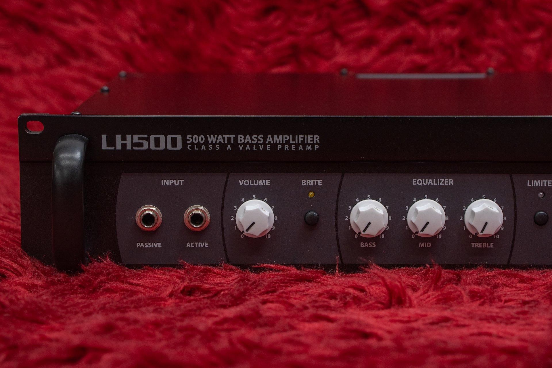 Amazon | Hartke 『LH500』 ベースアンプ・ヘッド 500W/4Ω