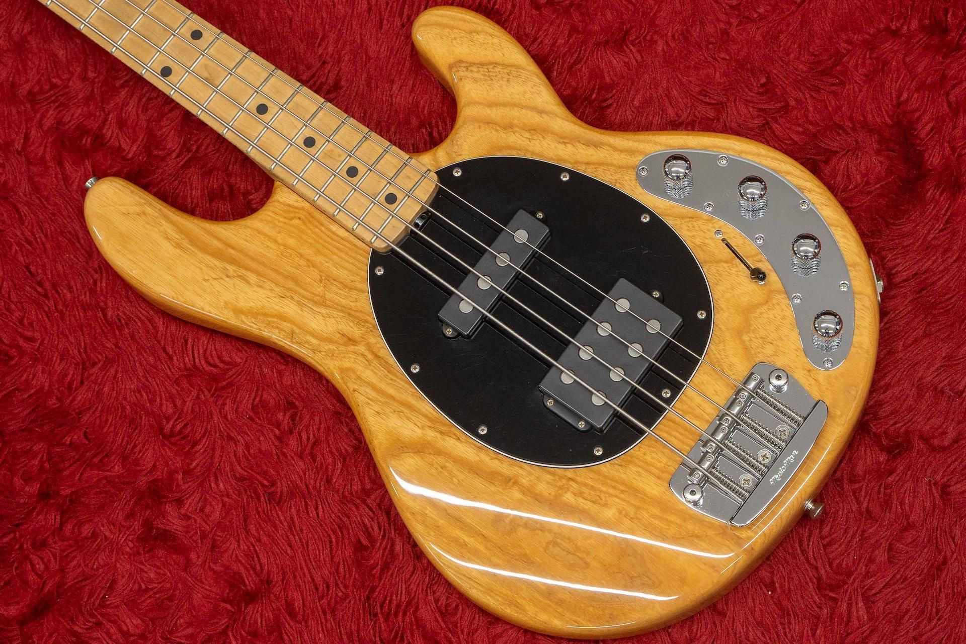 used】Ernie Ball Music Man / Stingray 4 HS NAT 2006 4.975kg used】Ernie Ball Music Man / Stingray 4 HS NAT 2006 4.975kg