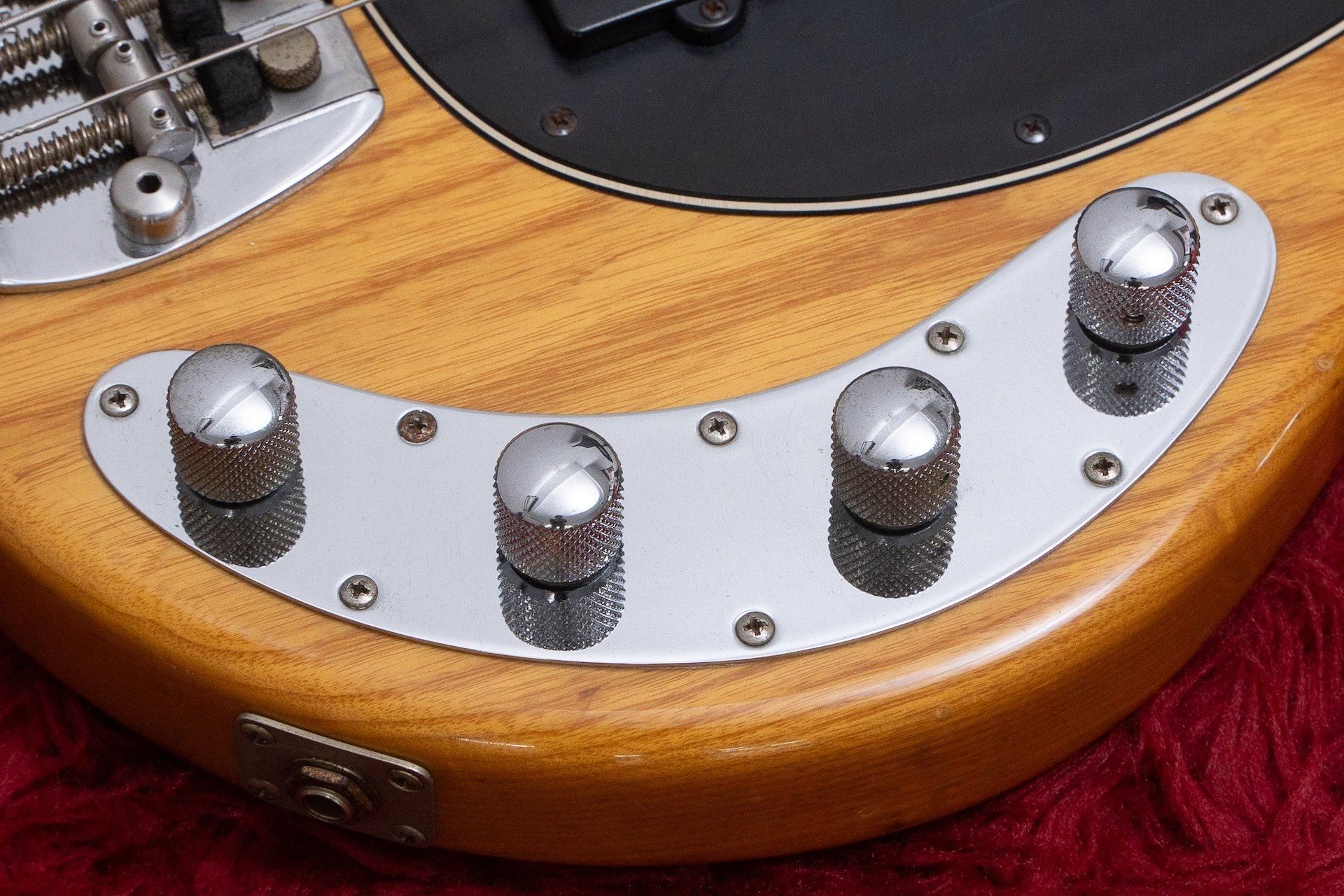 used】Ernie Ball Music Man / Stingray 4st NAT 1991 4.745kg #32671