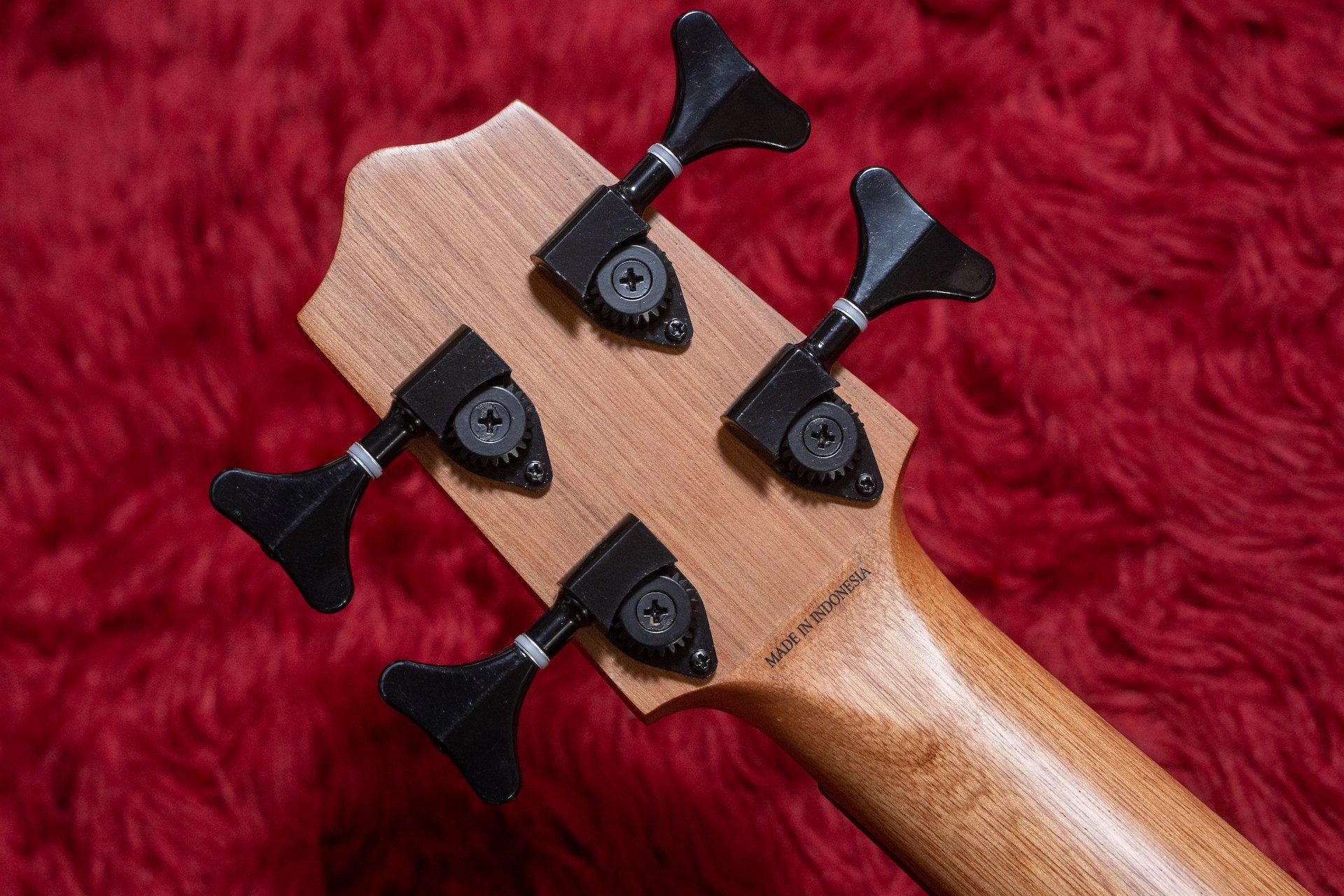 【KALA】ウクレレベース KA-UBASS FS KALA UBASS-QA-FS [ウクレレ・ベース] ｜イケベ楽器店オンライン