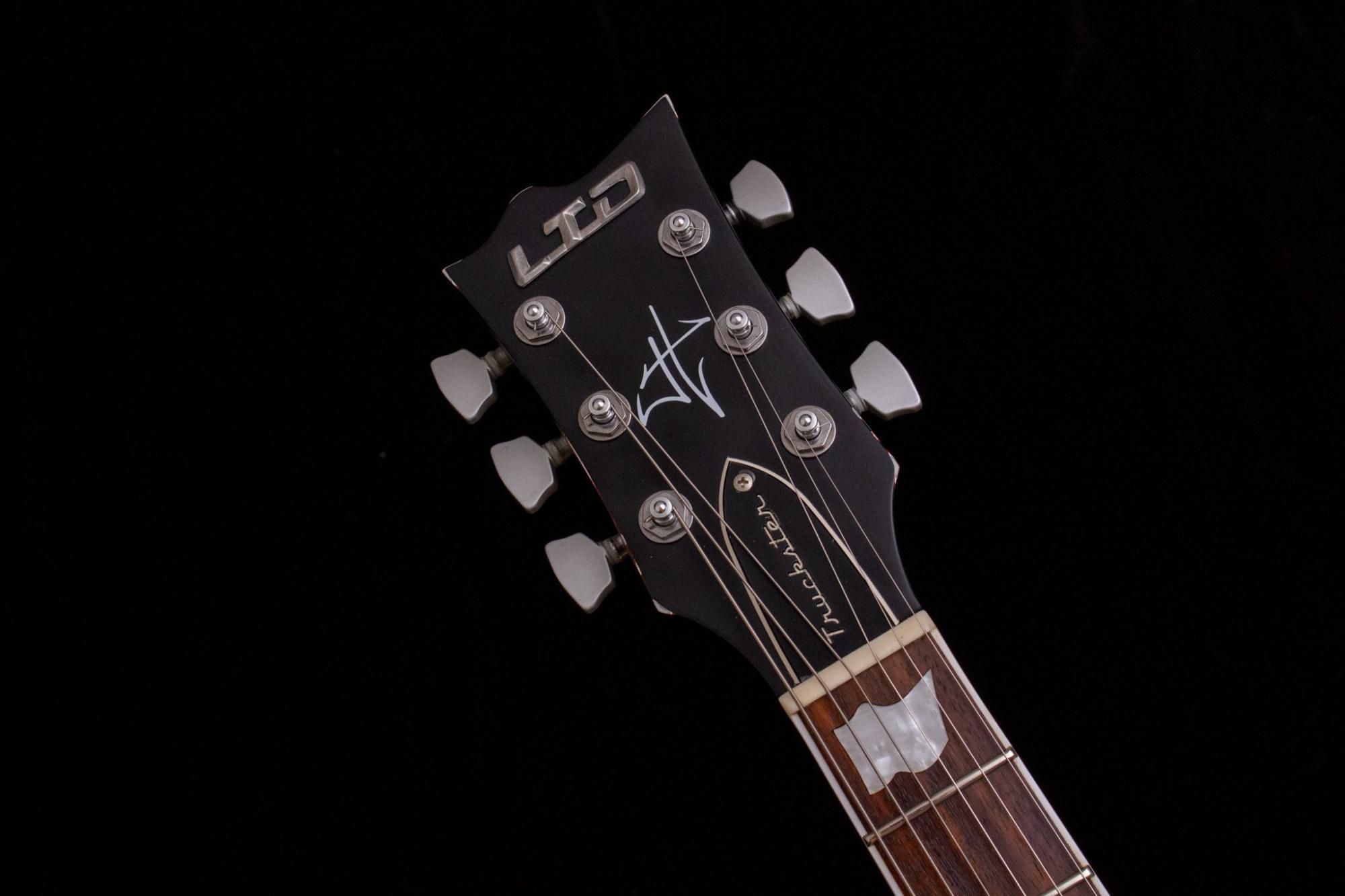 ロックギターグレイツ輸入版 Amazon.com: Dean Guitars 6 String ZX Floyd Electric Guitar