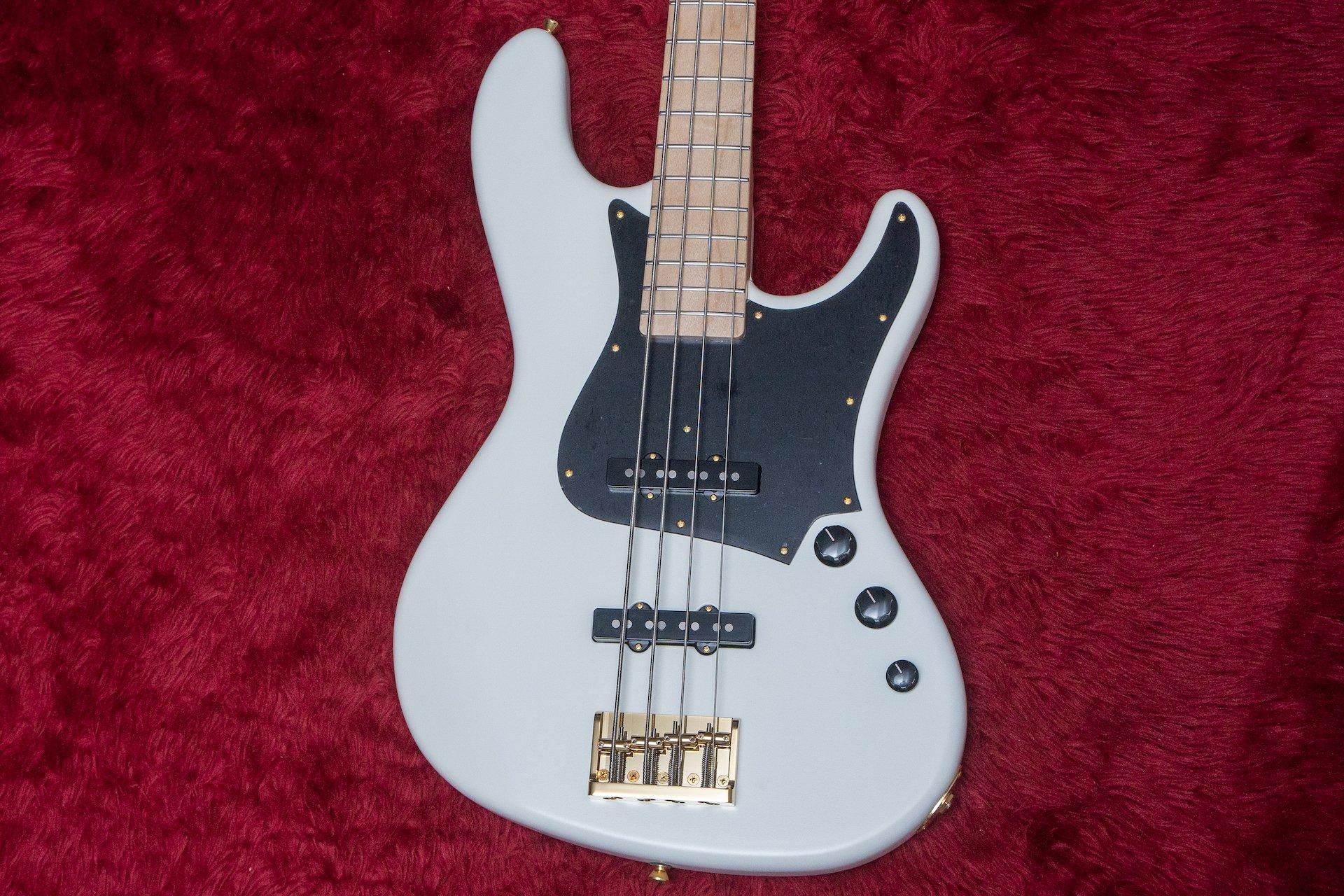 Anthra - Freedom Custom Guitar Research