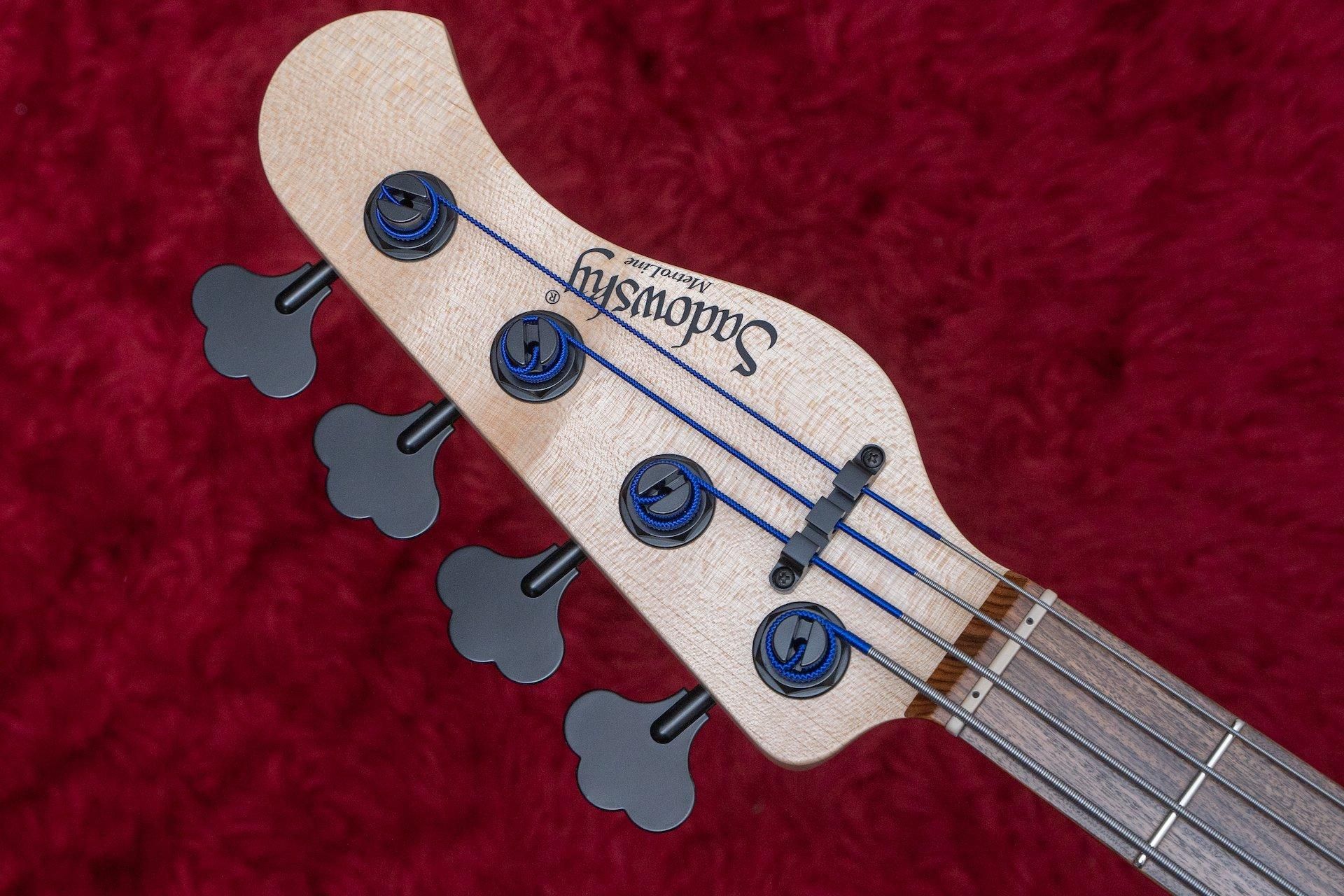 ベース Sadowsky MV4 ベースフロア】激推！中古ベースレビュー！ in 御茶ノ水本店