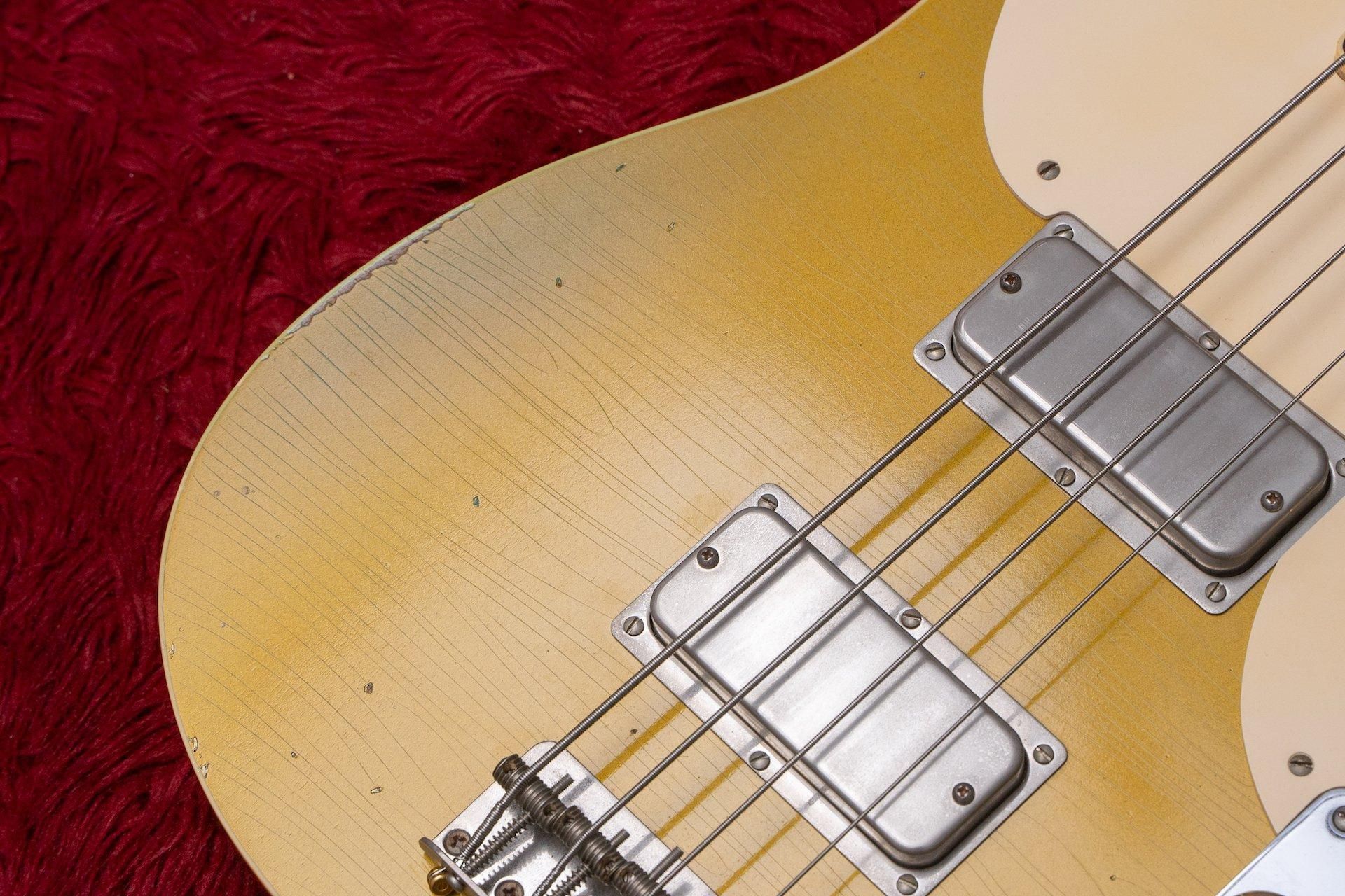 ベース Bruno guitars Telebird used】Bruno Guitars / TELEBIRD BASS FL Brass Powder Gold