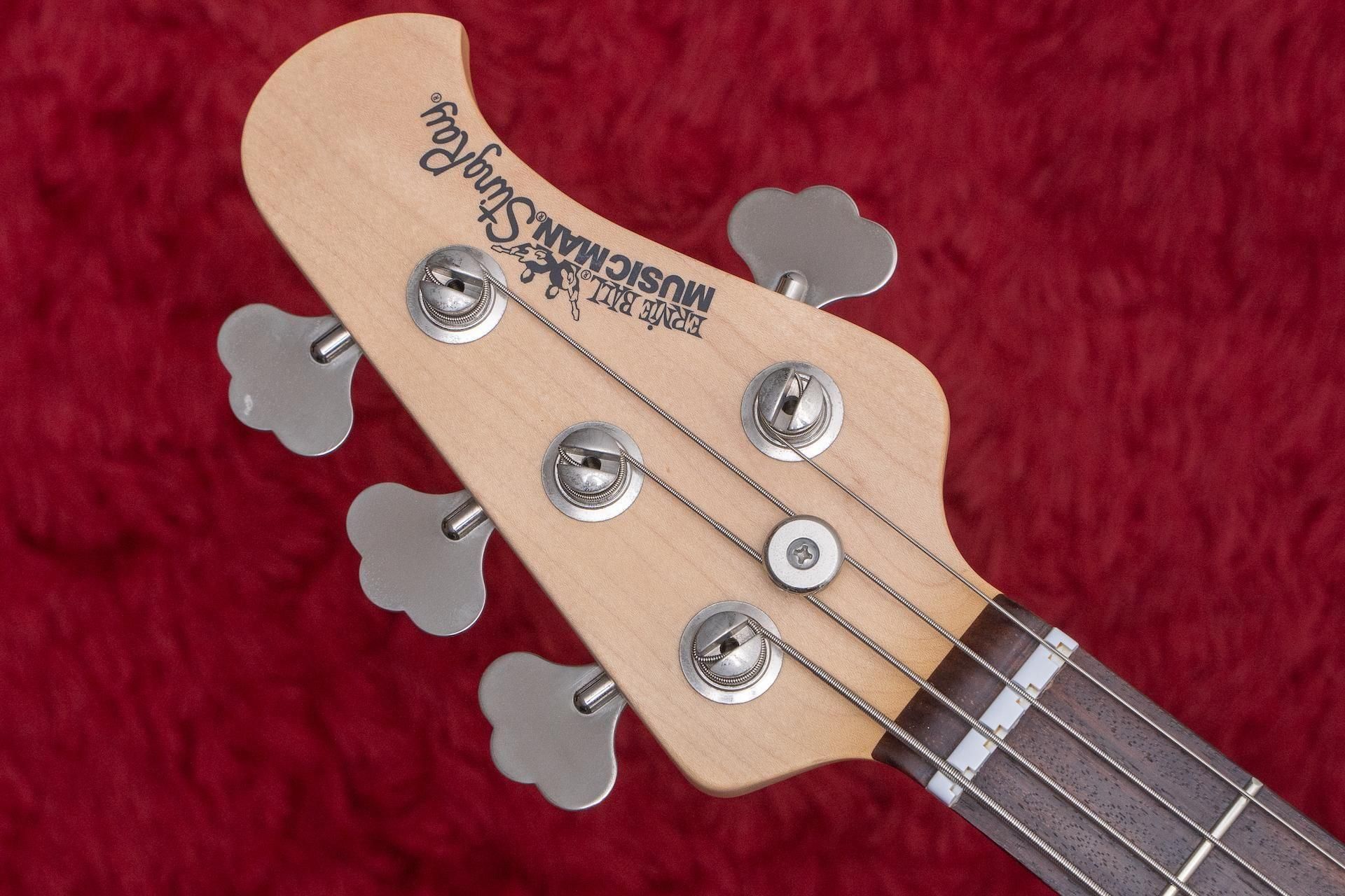 ErnieBall MusicMan StingRay エレキベース　レフティ Ernie Ball Music Man StingRay Special HH Electric Bass