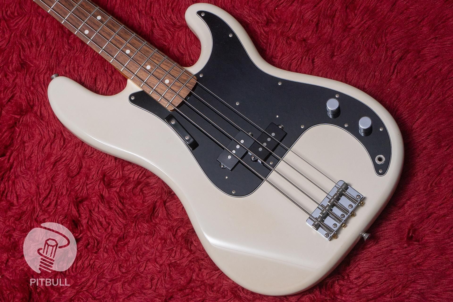 used】Fender Japan / PB70-70US OWH 2002-2004 4.230kg used】Fender Japan / PB70-70US OWH 2002-2004 4.230kg