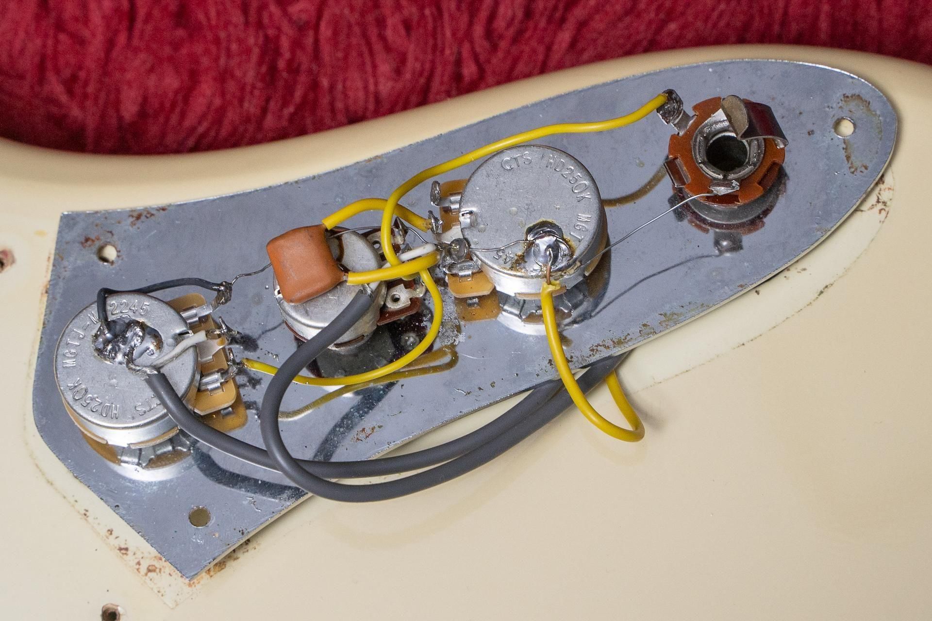 Yahoo!オークション - 【美品】BURNY BLC-75 2011 Bigsby B70C