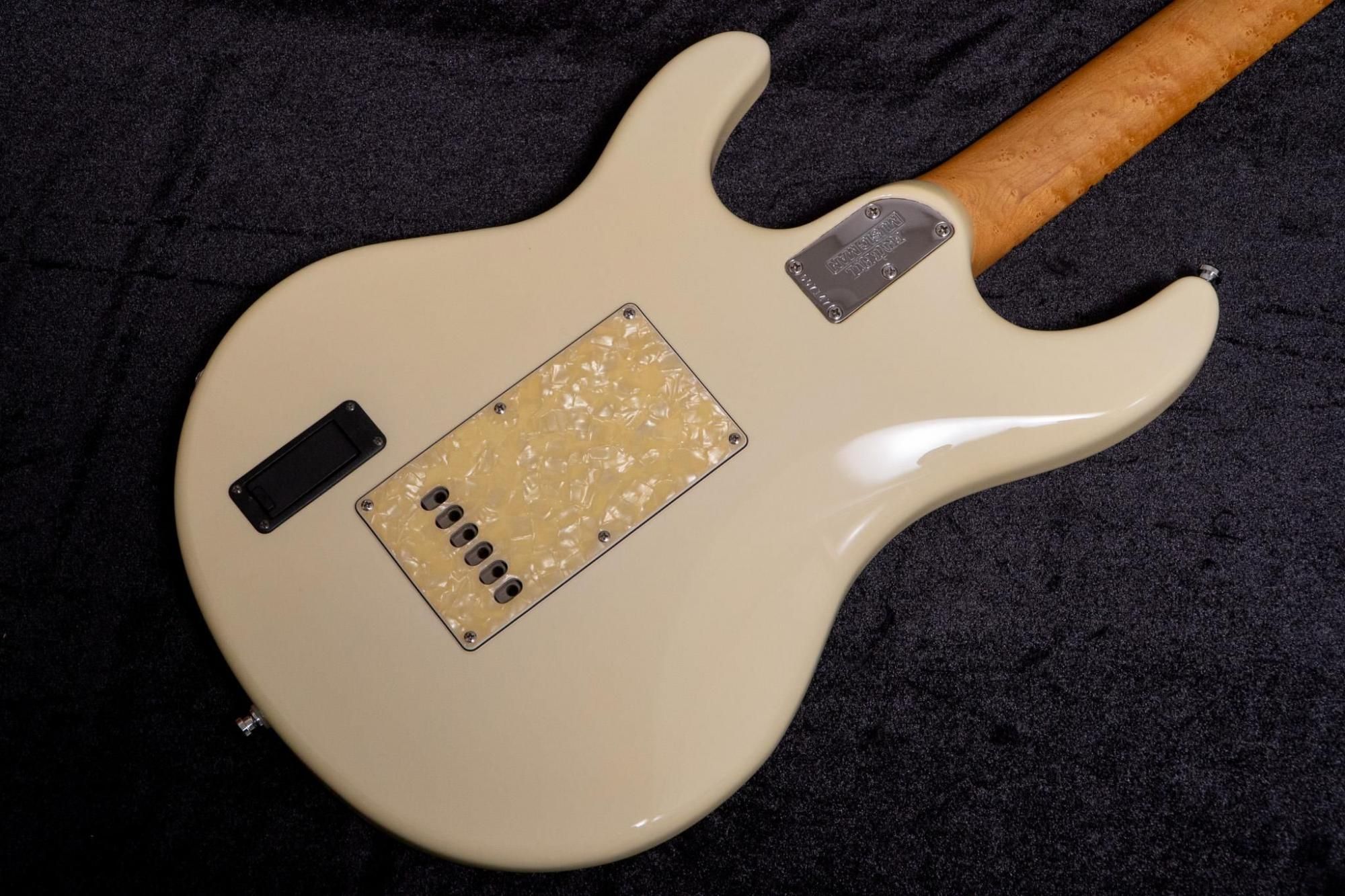 used】Music Man / Silhouette Special SSS Tremolo #G07147