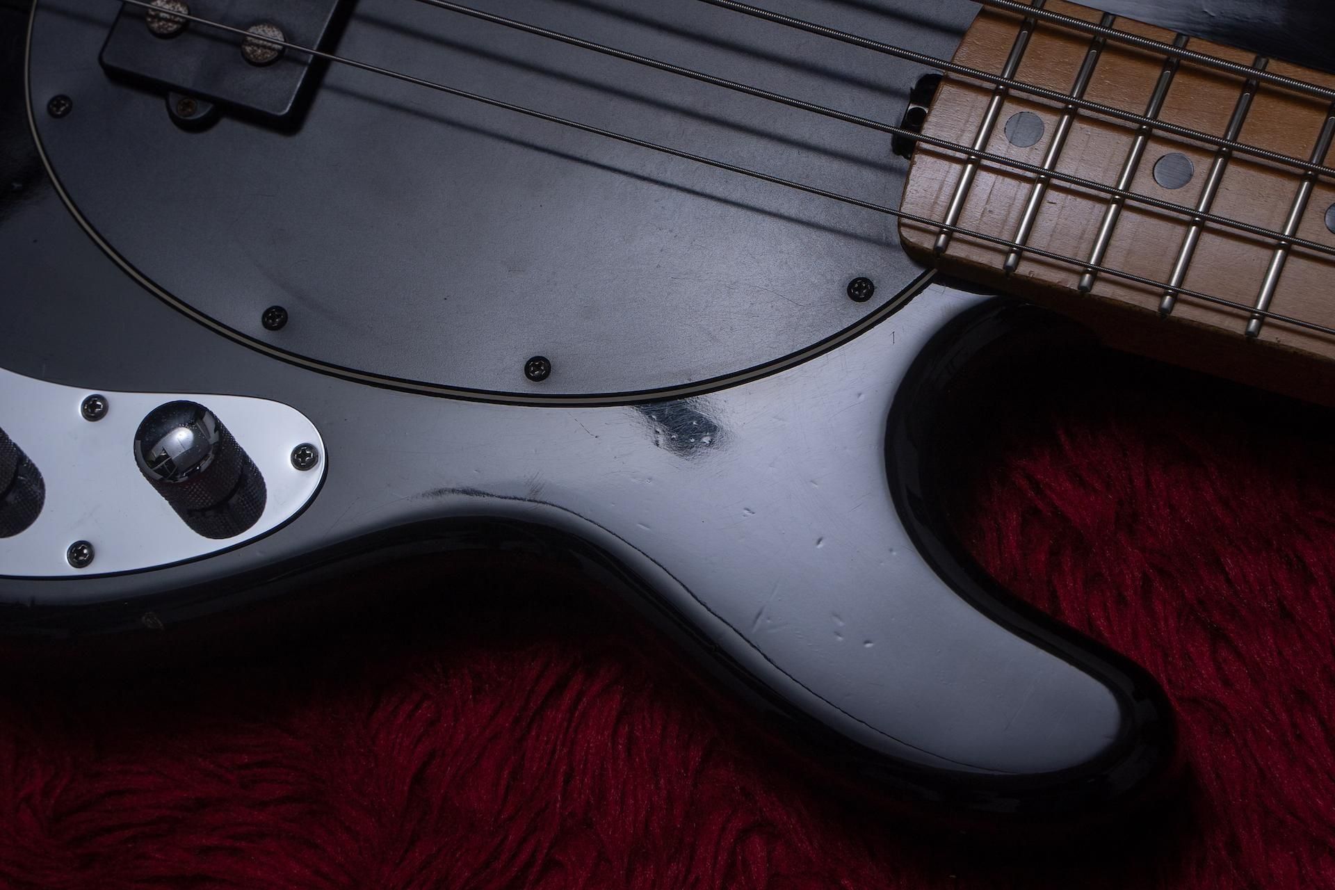used】Ernie Ball Music Man / StingRay EX 3EQ BLK 3.920kg