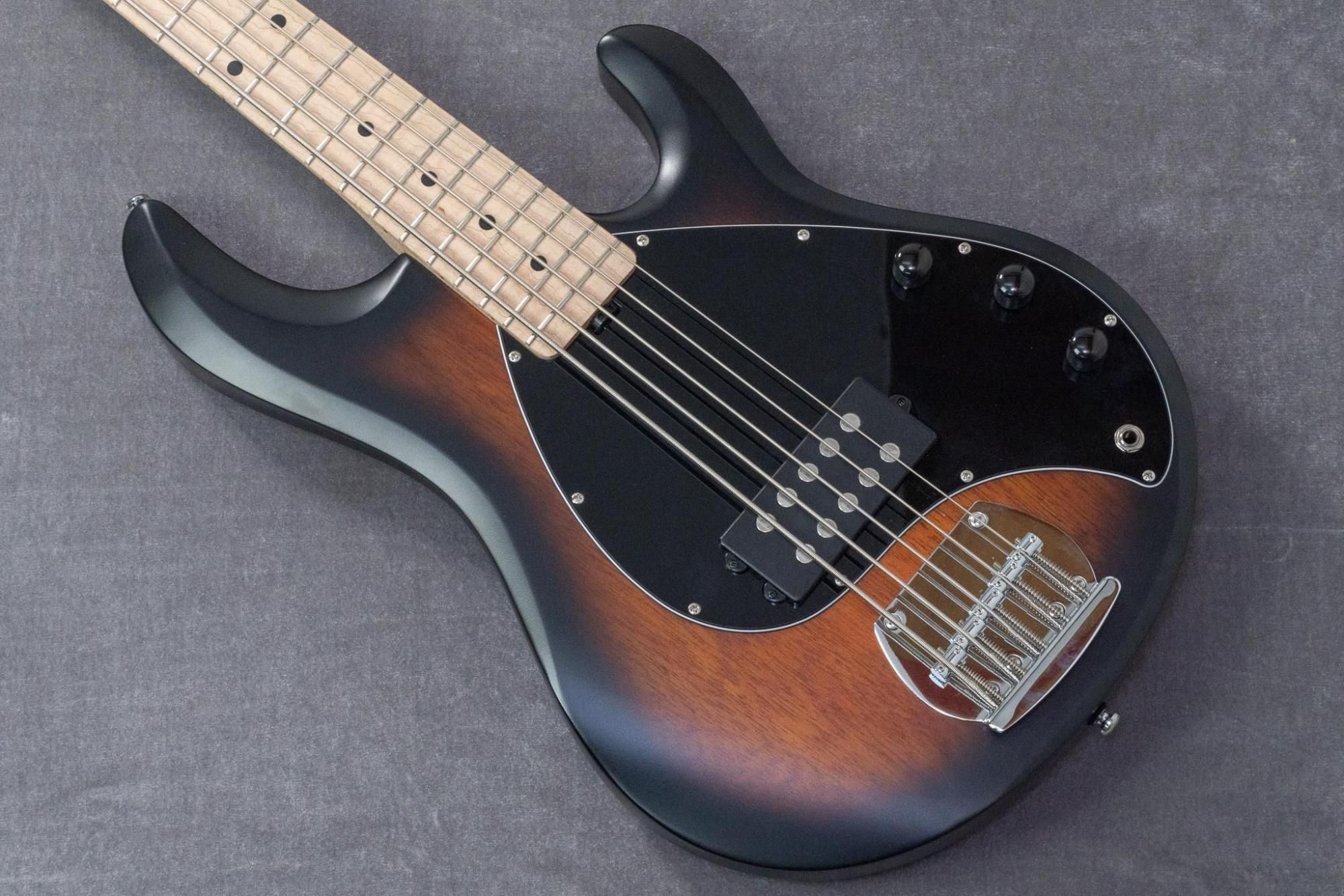 Amazon.com: Sterling by Music Man StingRay Ray5 Bass Guitar