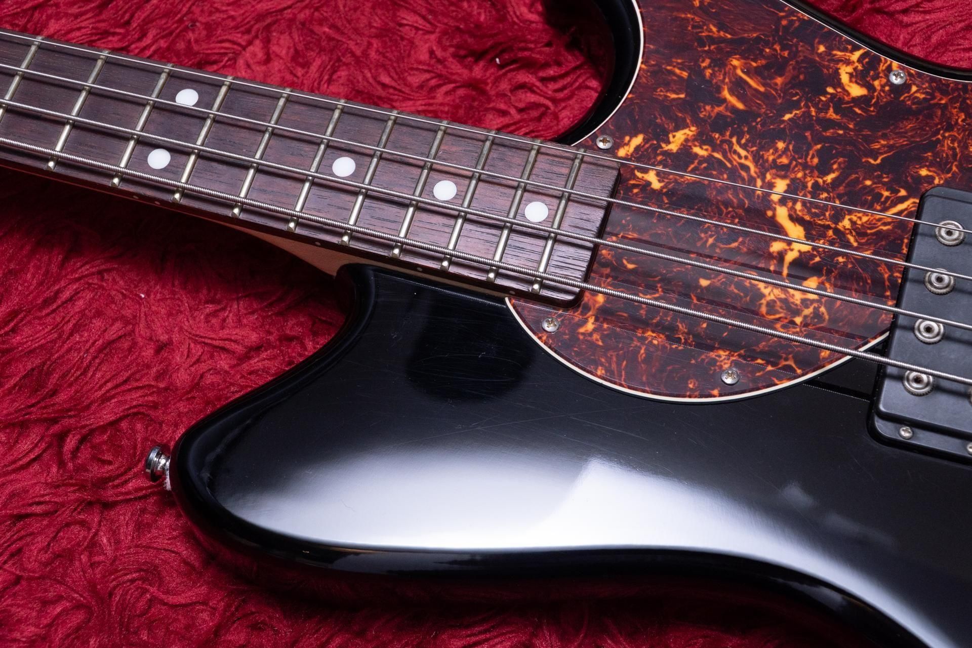 used】G&L / Tribute Series FALLOUT BASS BLK 4.235kg