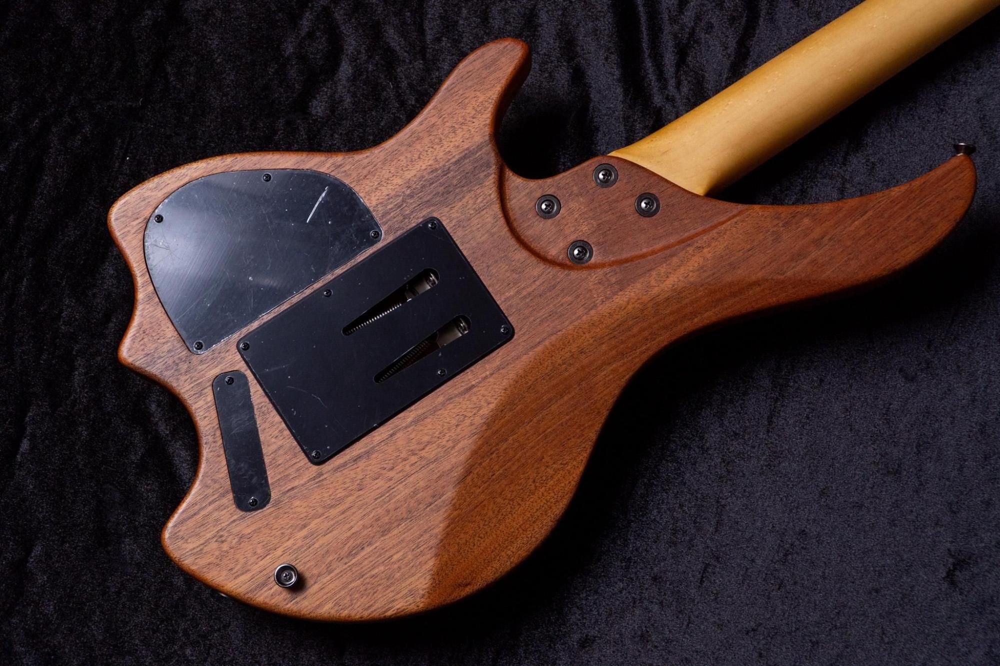 outlet】Seed / Kirin Custom 桜村眞(和楽器バンド/町屋)Model 本人と