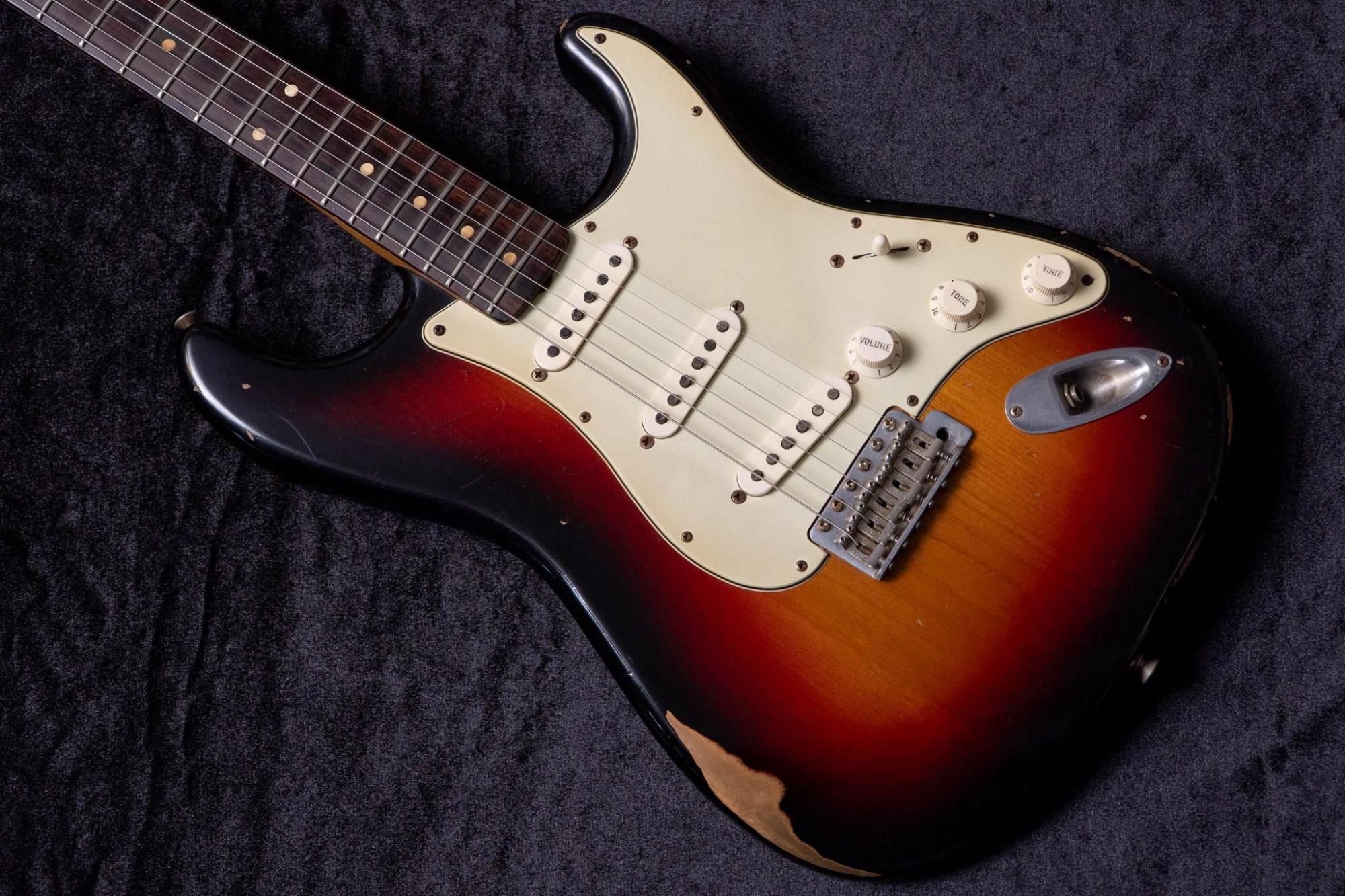 used】Fender / Mex Road Worn 60s Stratocaster 2009 used】Fender / Mex Road Worn 60s Stratocaster 2009