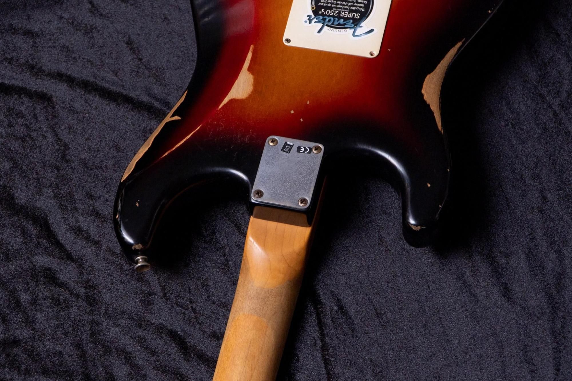 used】Fender / Mex Road Worn 60s Stratocaster 2009 used】Fender / Mex Road Worn 60s Stratocaster 2009
