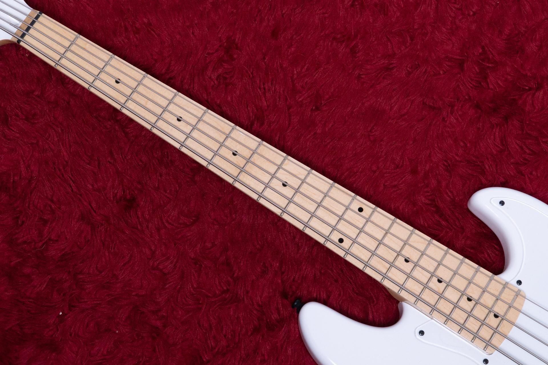 new】Swing Guitars / Jazz Deluxe 5 White 4.75kg #24070055 new】Swing Guitars / Jazz Deluxe 5 White 4.75kg #24070055