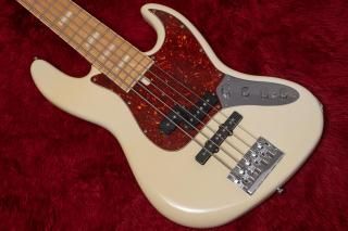 used】Fender / American Deluxe Jazz Bass N3 Olympic White used】Fender / American Deluxe Jazz Bass N3 Olympic White
