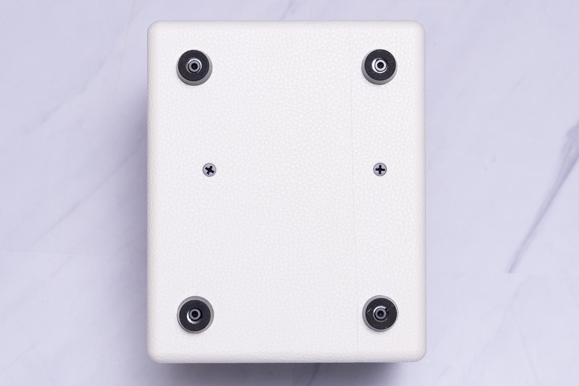 new】Phil Jones Bass PJB / NANOBASS X4 White【GIB横浜