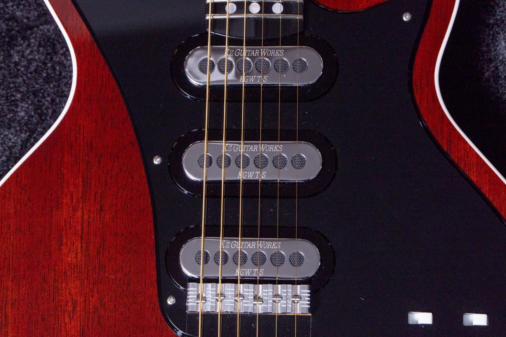 独特な店 outlet】Kz Guitar #20240654 3.274kg Replica RS Kz / Works 洋楽