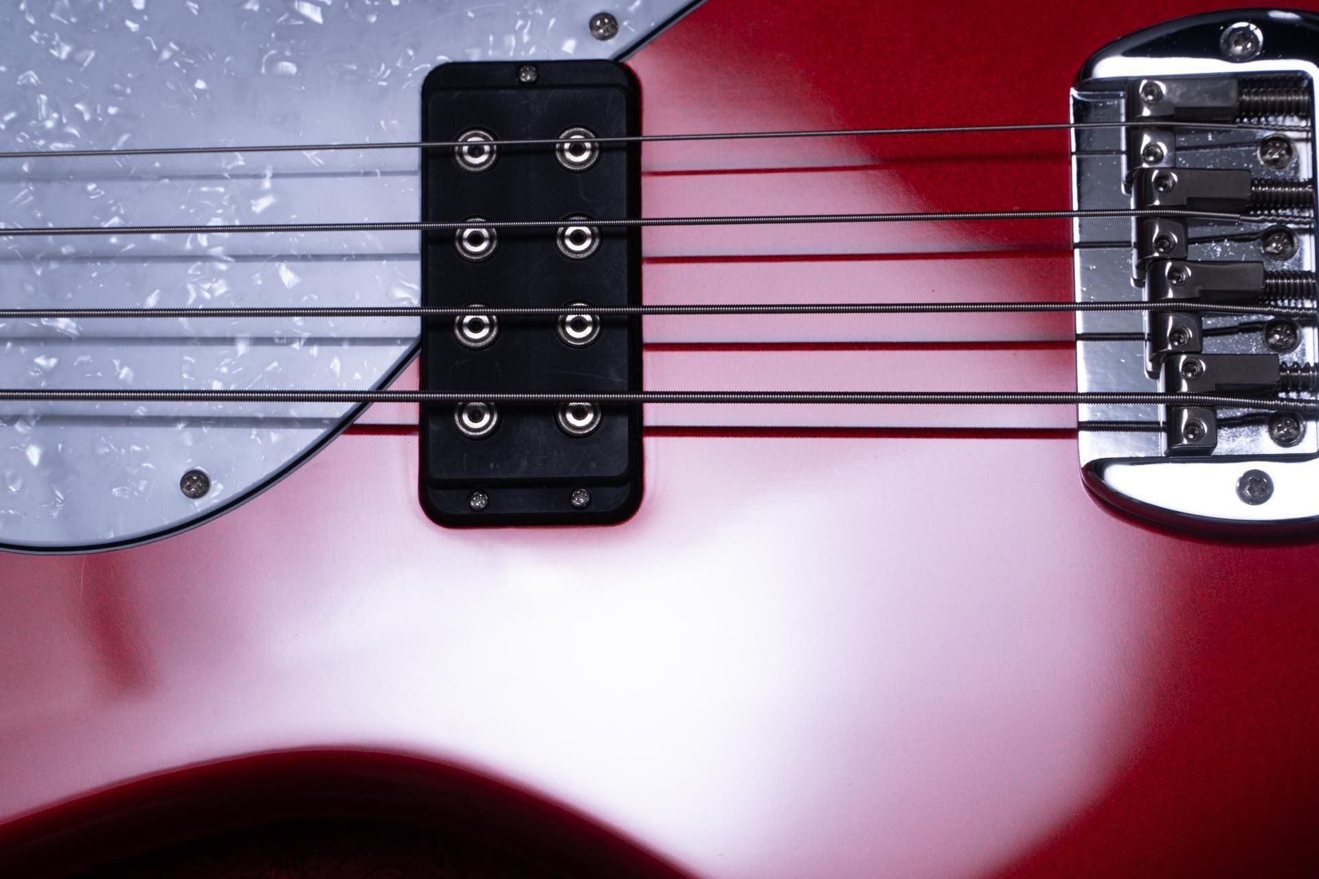 used】G&L / TRIBUTE SERIES FALLOUT SHORTSCALE BASS CAR 0