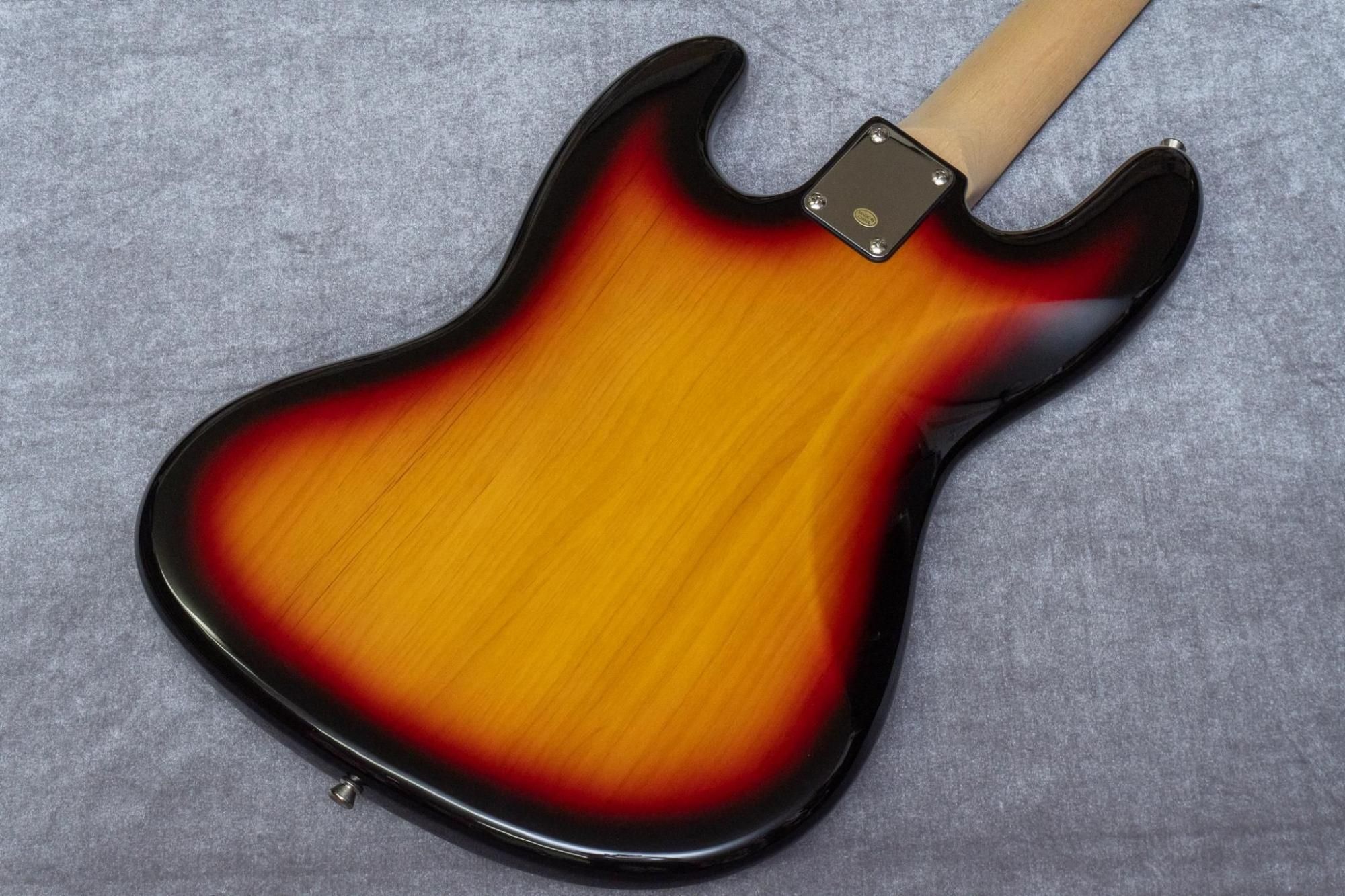 Bacchus BJB-1R FL フレットレスベース mqdefault.jpg