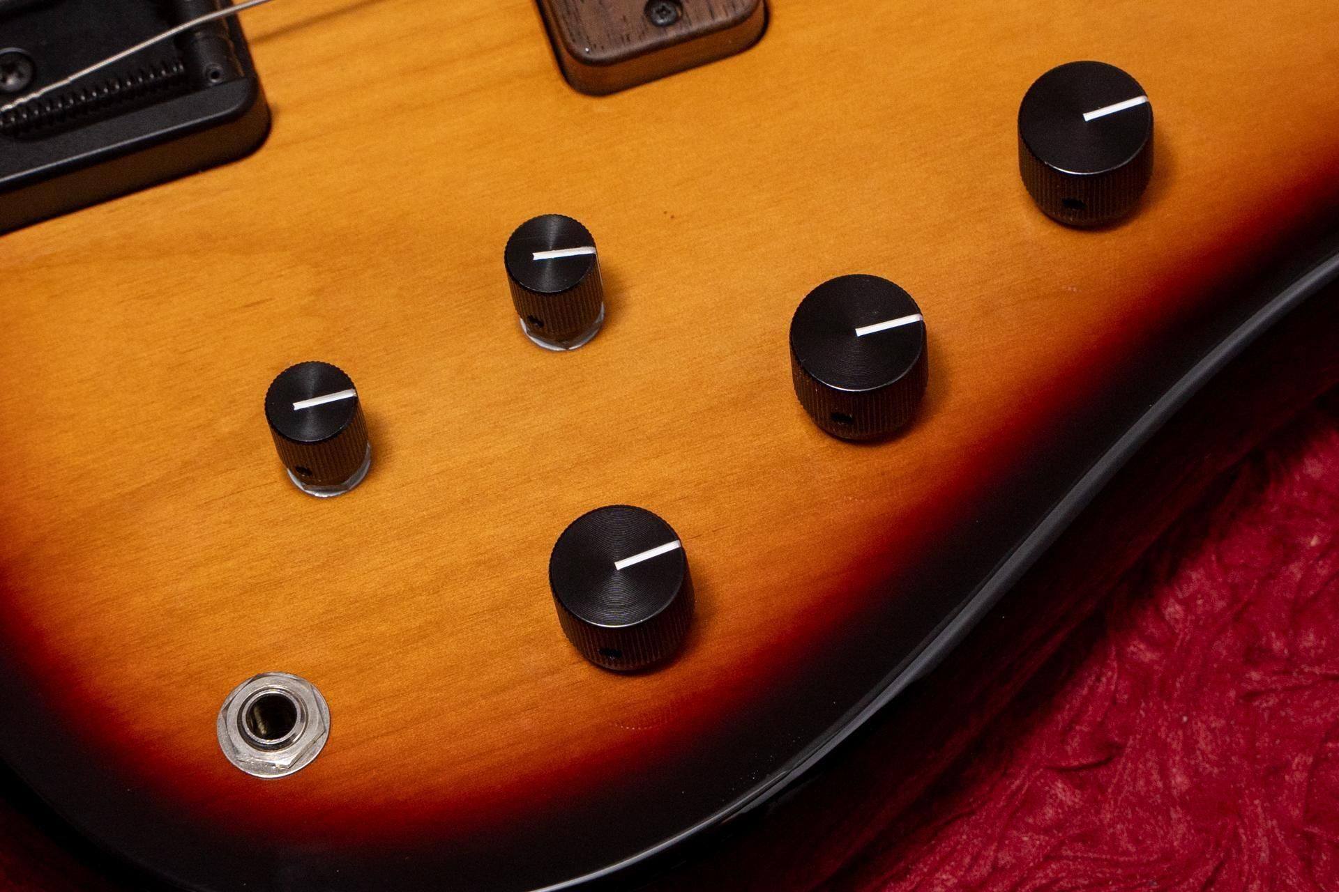proto type】JIENIE BASSES / Custom Bass 5st Sunburst 3.895kg