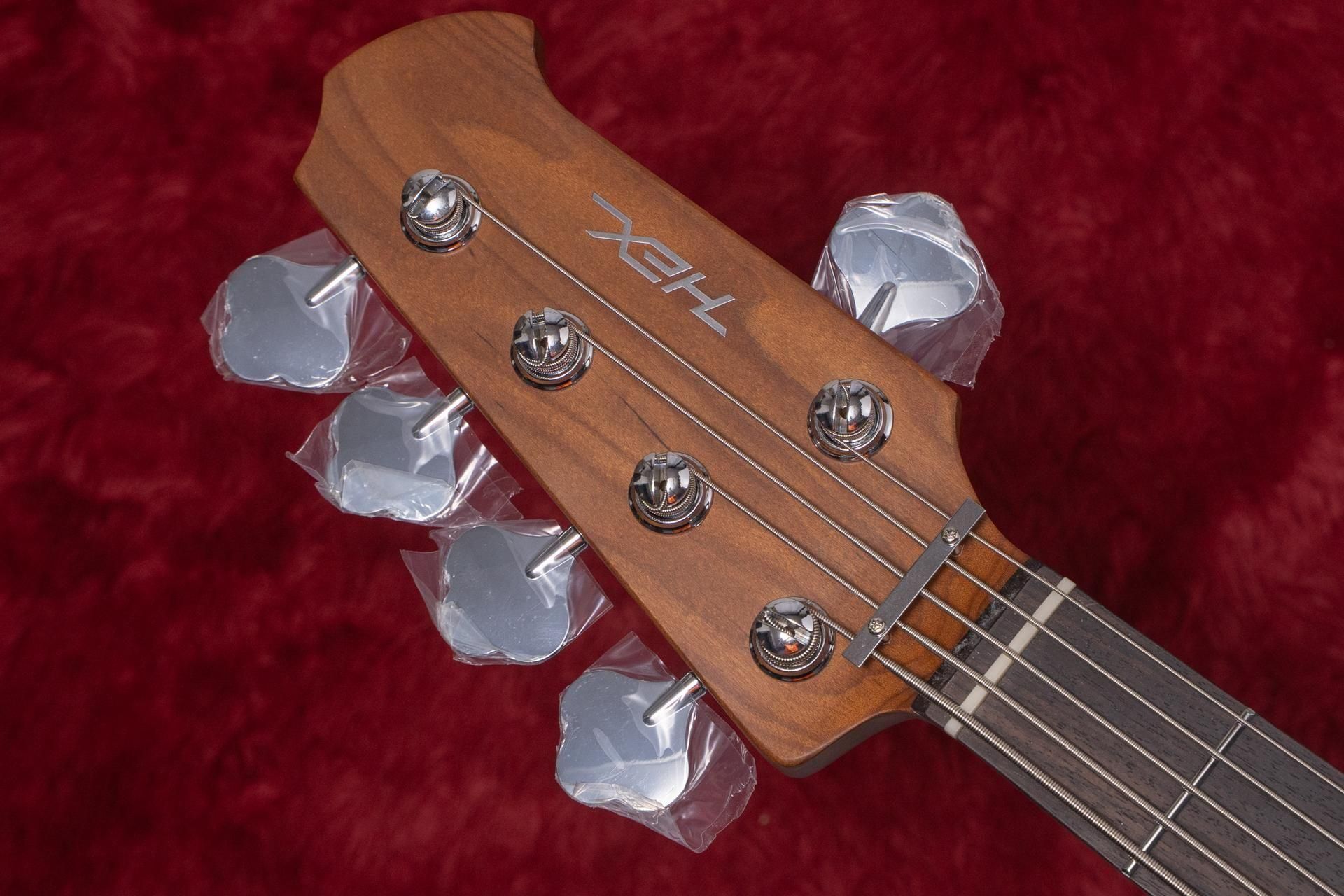 HEX Guitars B305 5弦ベース HEX Guitars B305 5弦ベース HEX B305 5-String Bass Satin