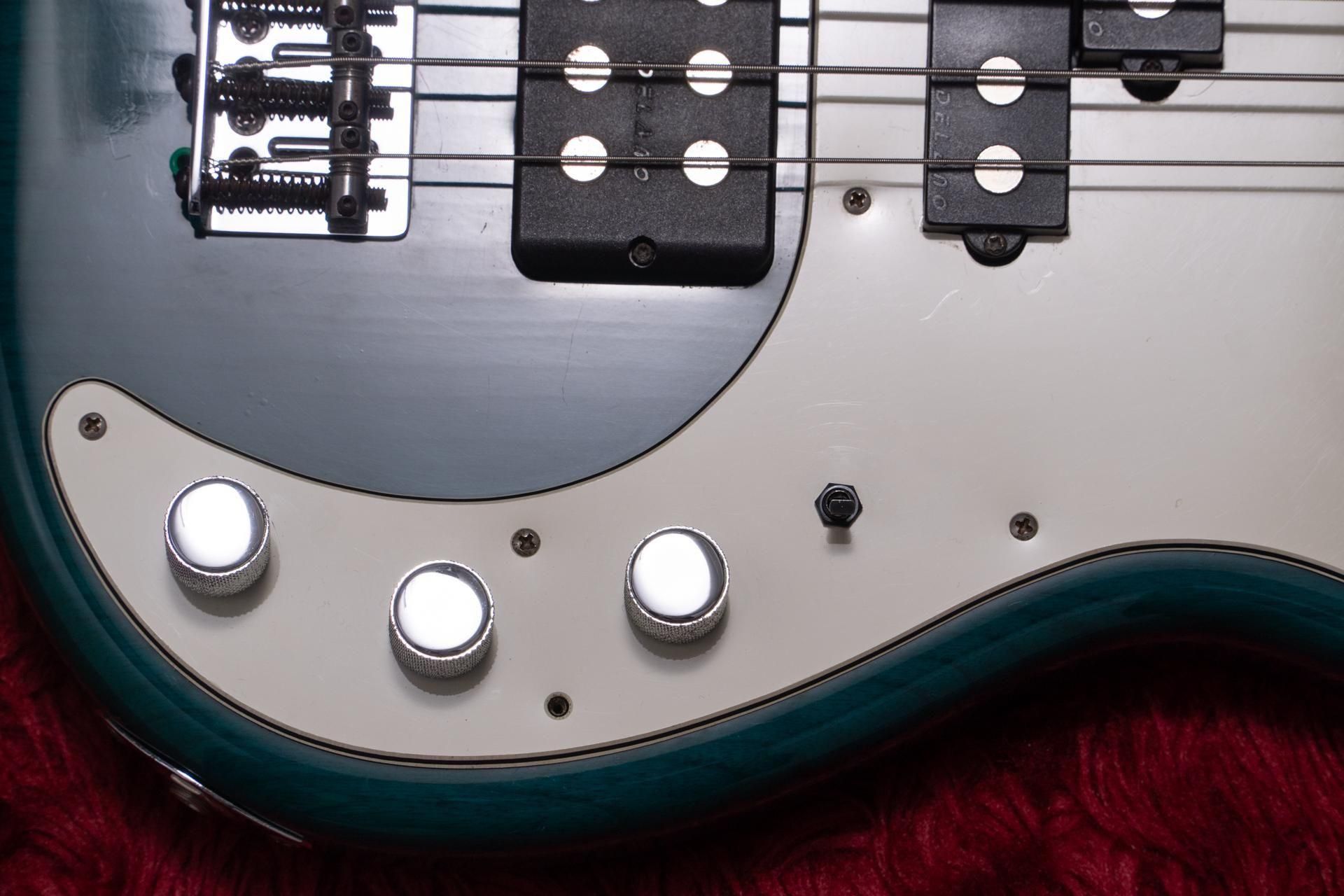 used】Fender / American Deluxe Precision Bass V Transparent Teal