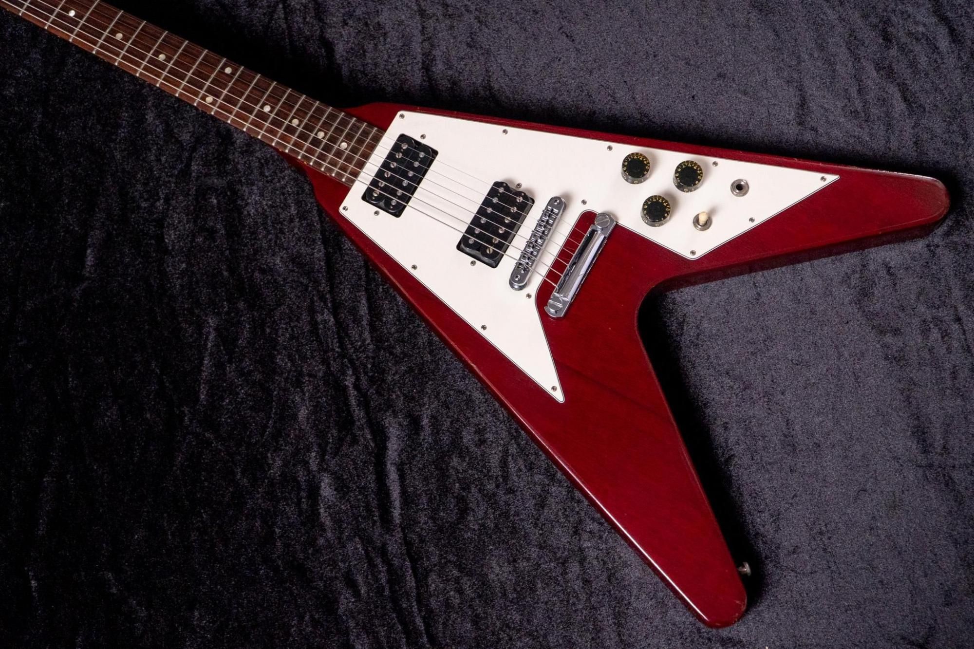 Gibson Flying V 67 Cherry 【1999年製】 used】Gibson / Flying V '67 Cherry 1999 3.670kg #90999736