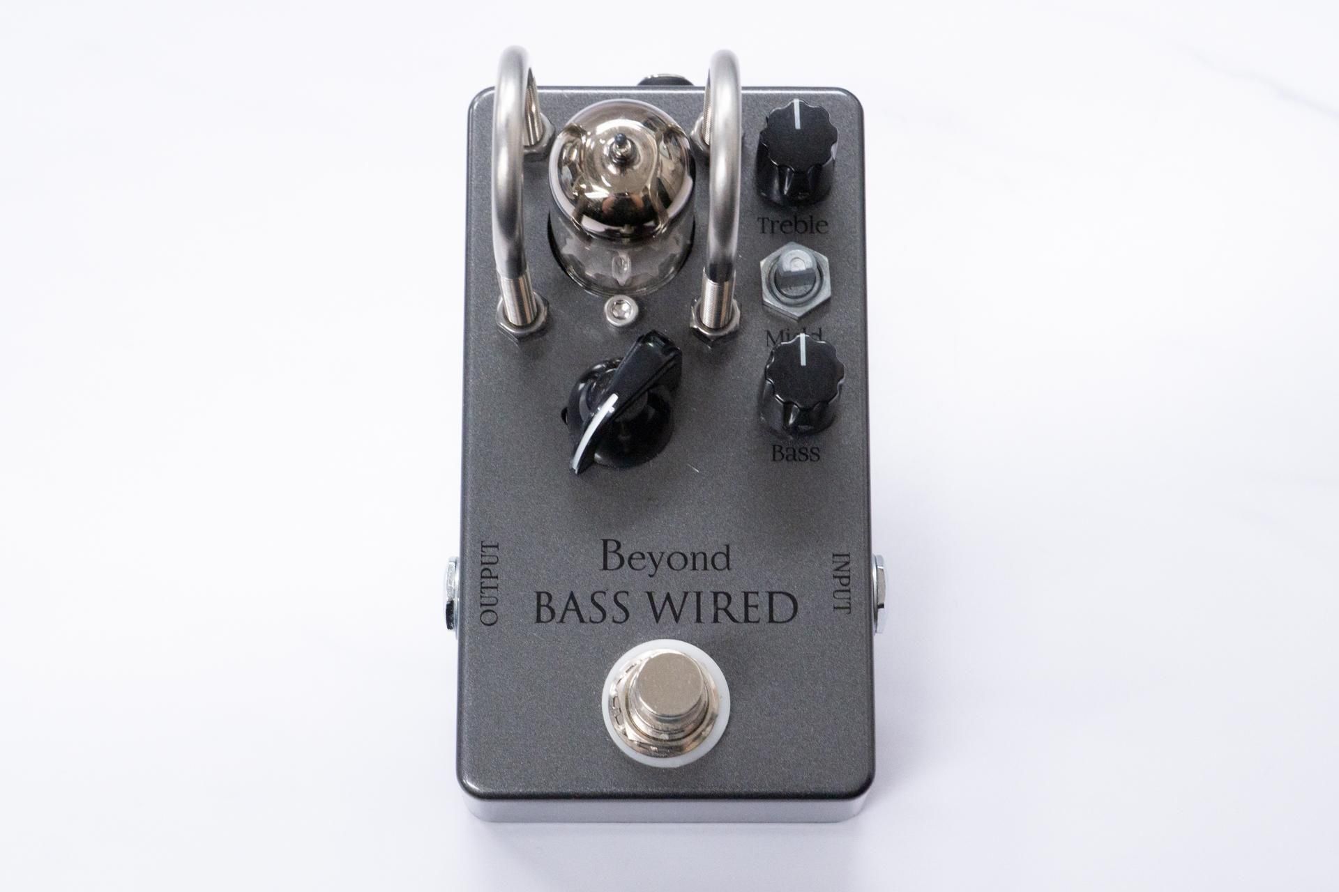 used】Beyond / Tube Preamp Bass Wired Blue LED #BW00115【GIB