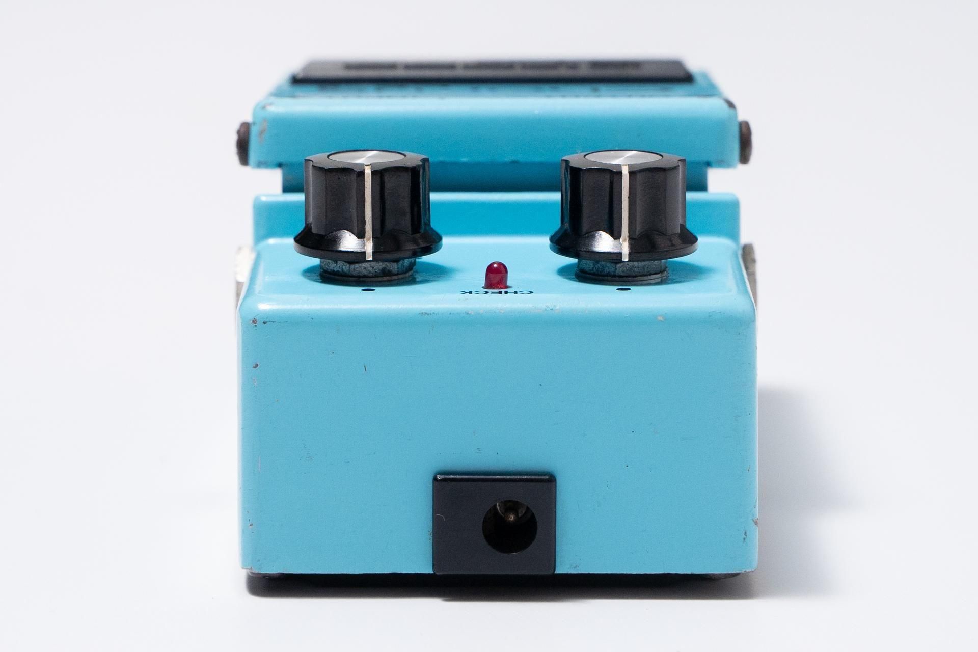 BOSS CE-2B Made in Japan　日本製　美品 Boss CE-2 CE2 Chorus Silver Screw Early model #9600 Made in