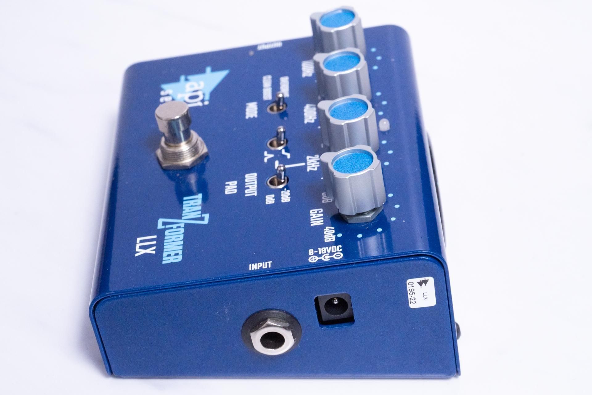 API TranZformer 旧モデル APIから待望のベース用EQ/プリアンプ登場！