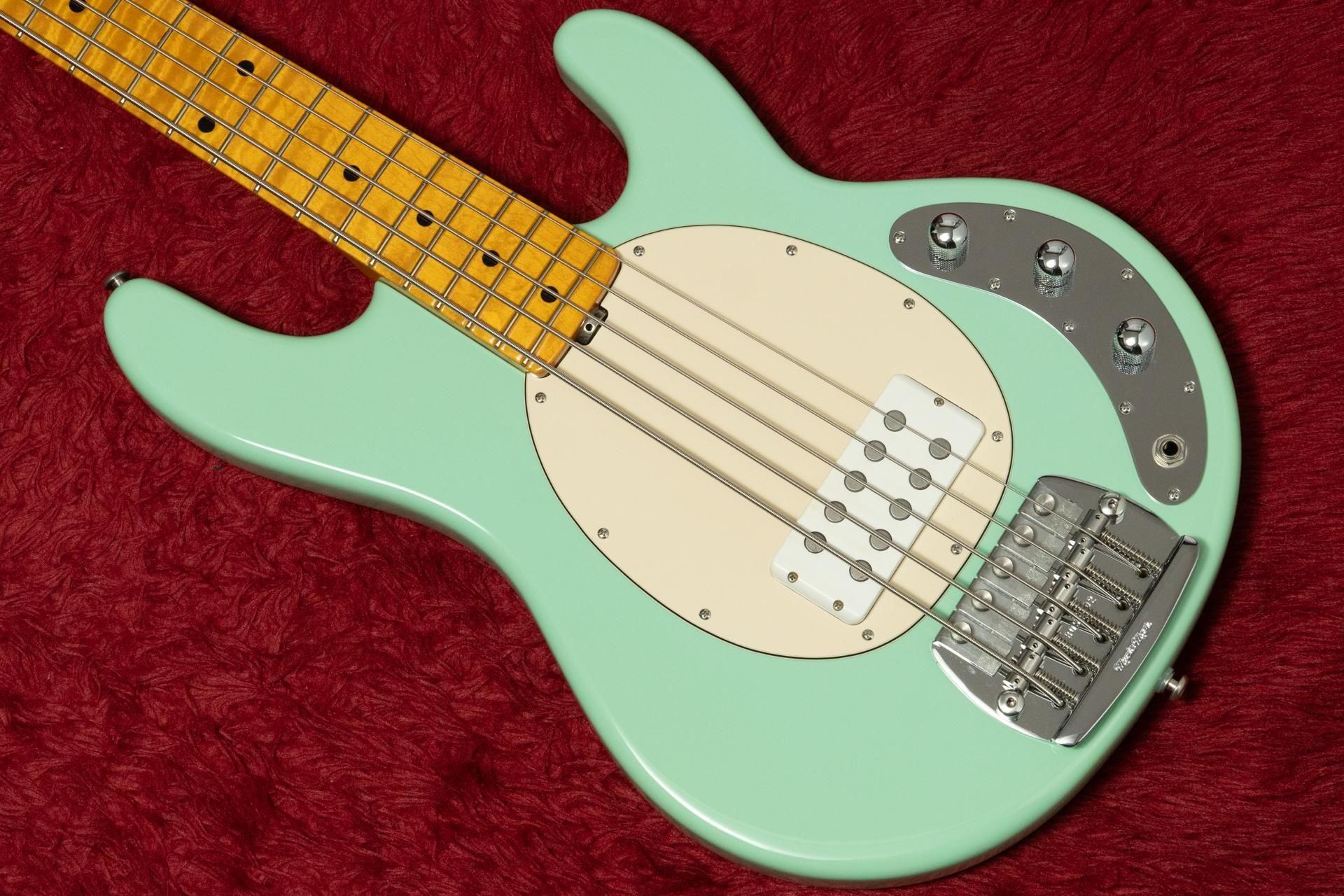 used】Ernie Ball Music Man / Classic Stingray5 Mint Green 2010