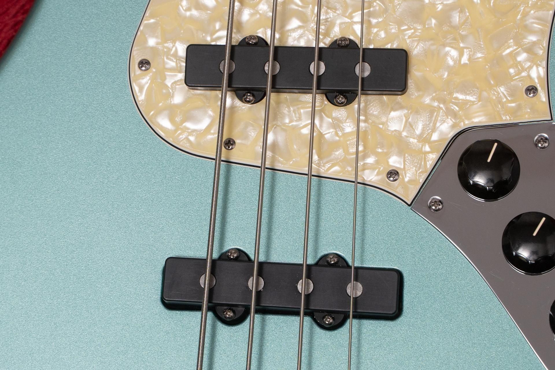 used】Fender / American Deluxe Jazz Bass 4st 1997 4.175kg
