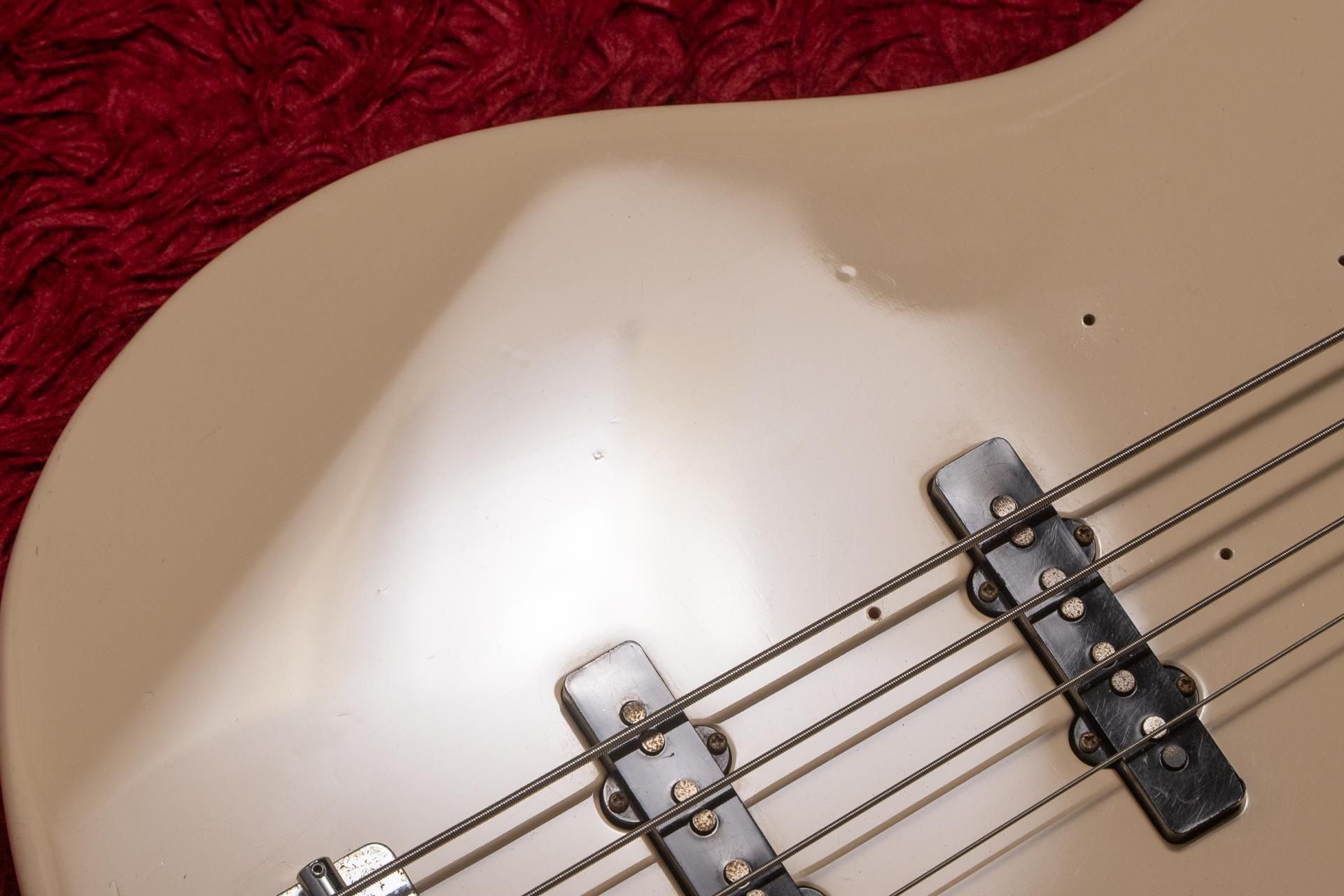 s*u様 Fender JAZZ BASS 1999 〜 2002 ジャパンヴィ s*u様 Fender JAZZ BASS 1999 〜 2002 ジャパンヴィ Fender JAZZ