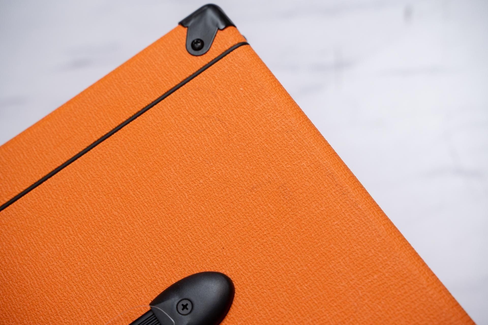 used】ORANGE / OBC112 400W 8ohms【GIB横浜】 - Geek IN Box used】ORANGE / OBC112 400W 8ohms【GIB横浜】 - Geek IN Box