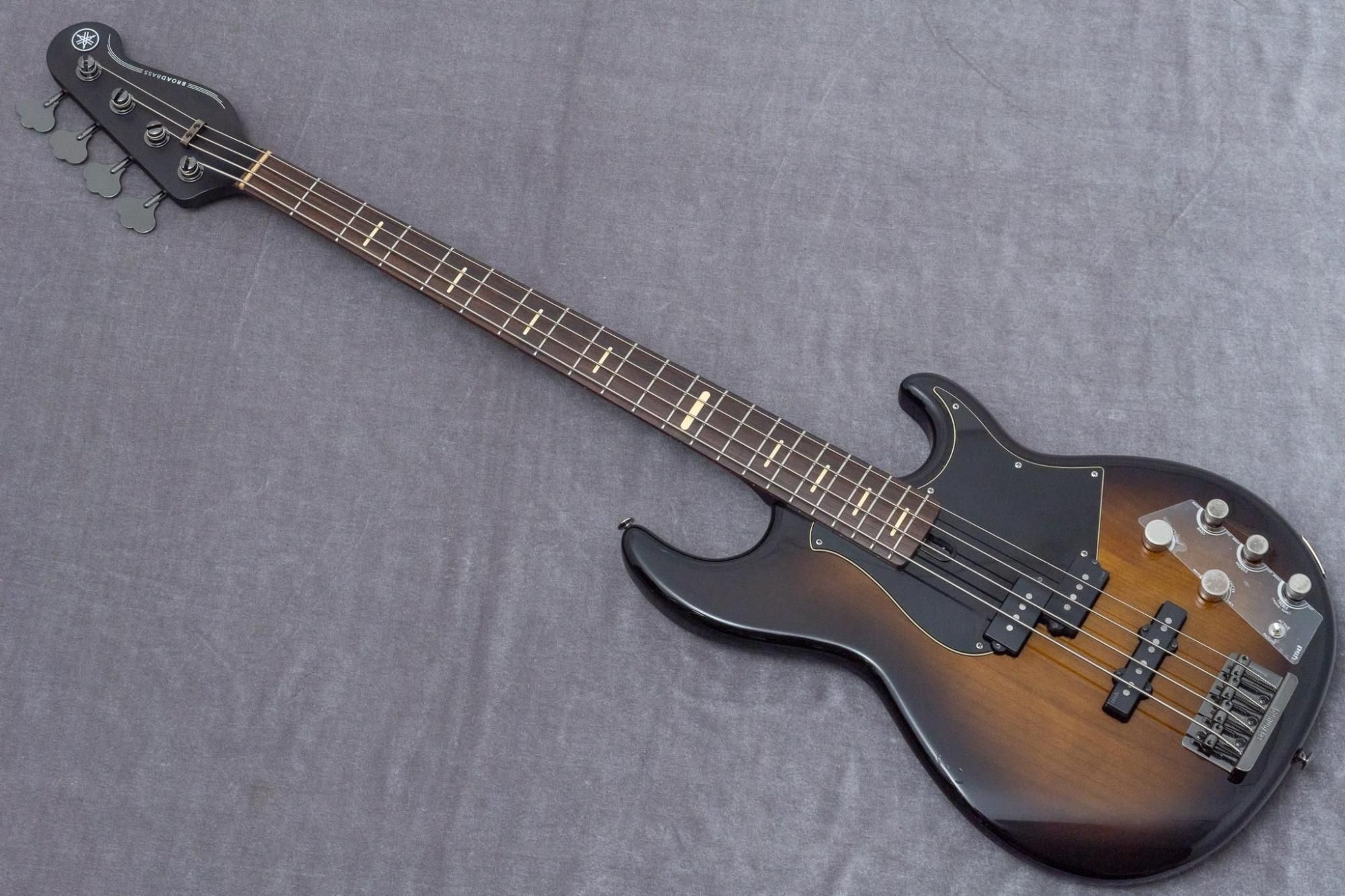 YAMAHA BB734A　(おまけあり) YAMAHA BB734A (Fired Red) ｜イケベ楽器店オンラインストア