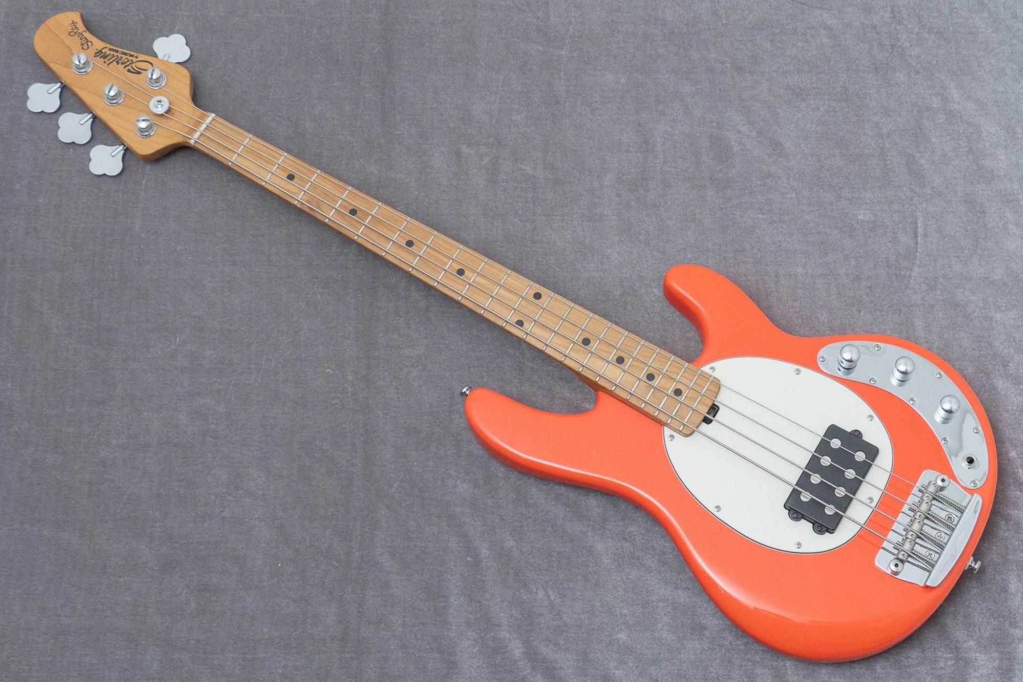 Man THE BEST + RAYS 　 6点まとめ売り used】Sterling by MUSIC MAN / RAYSS4 Fiesta Red Short Scale