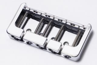 【美品 】TRABEN Array Limited 5st 5弦ベース バッグ付 美品 】TRABEN Array Limited 5st 5弦ベース バッグ付 TRABEN