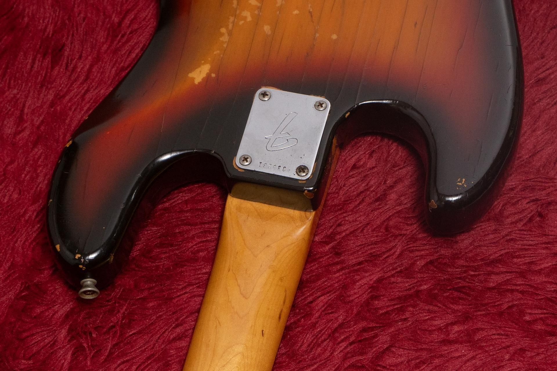 used】Fender / Jazz Bass 70's Body & Moon Neck 1971~73 4.390