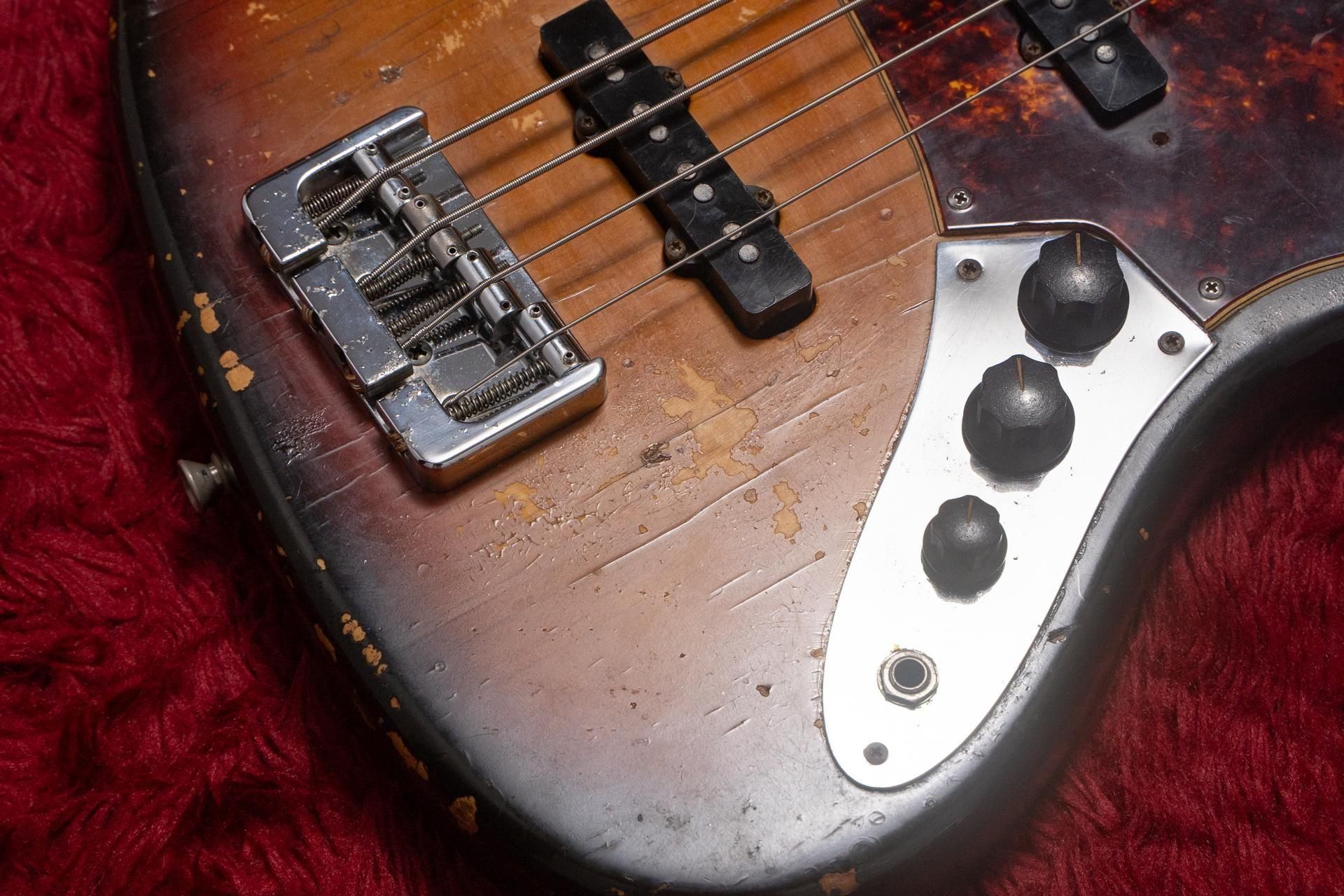 used】Fender / Jazz Bass 70's Body & Moon Neck 1971~73 4.390