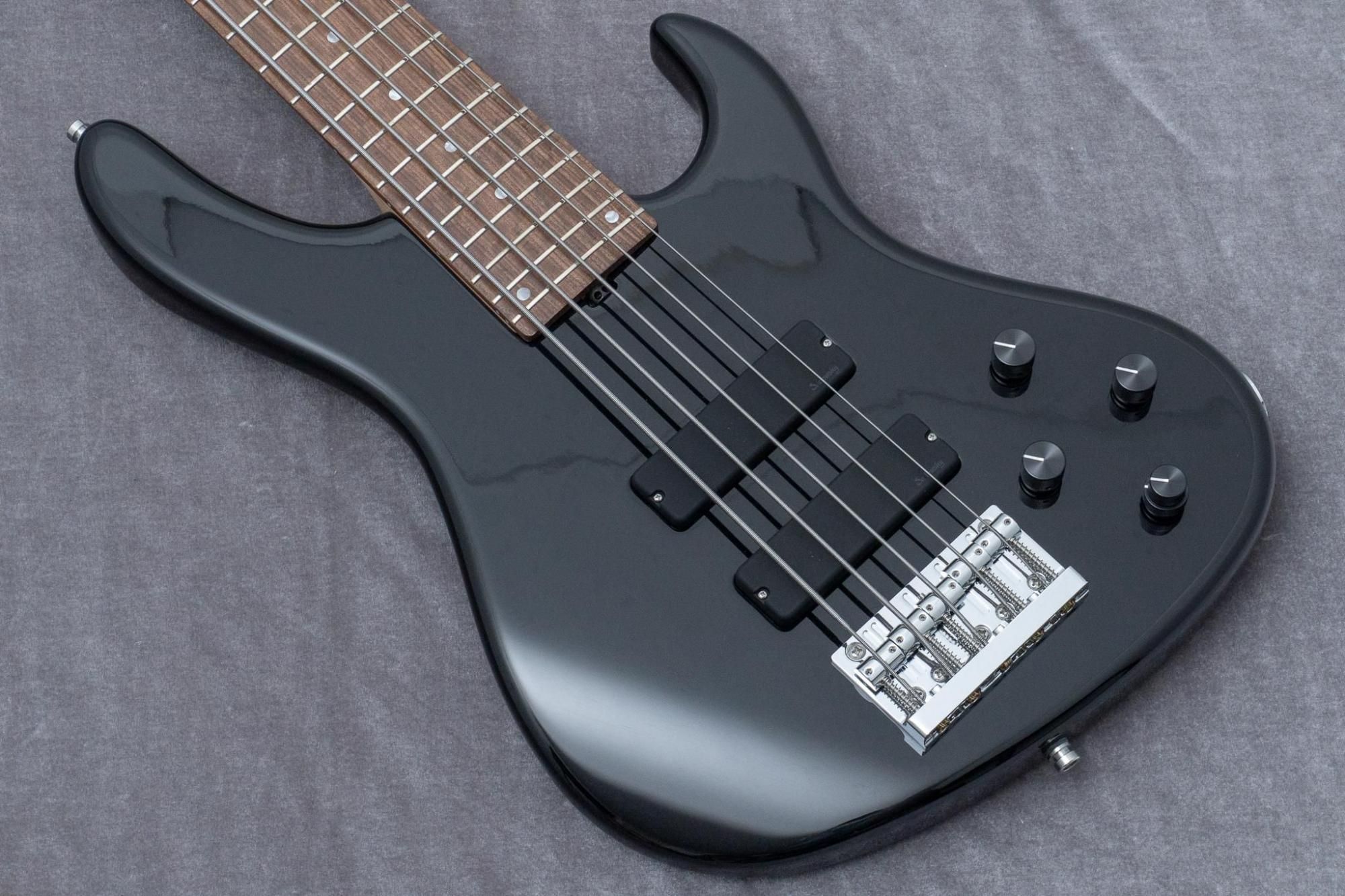 ぼくの使用済み弦 ミュージック ドネーション ”Strings save the world”使用済みの弦で