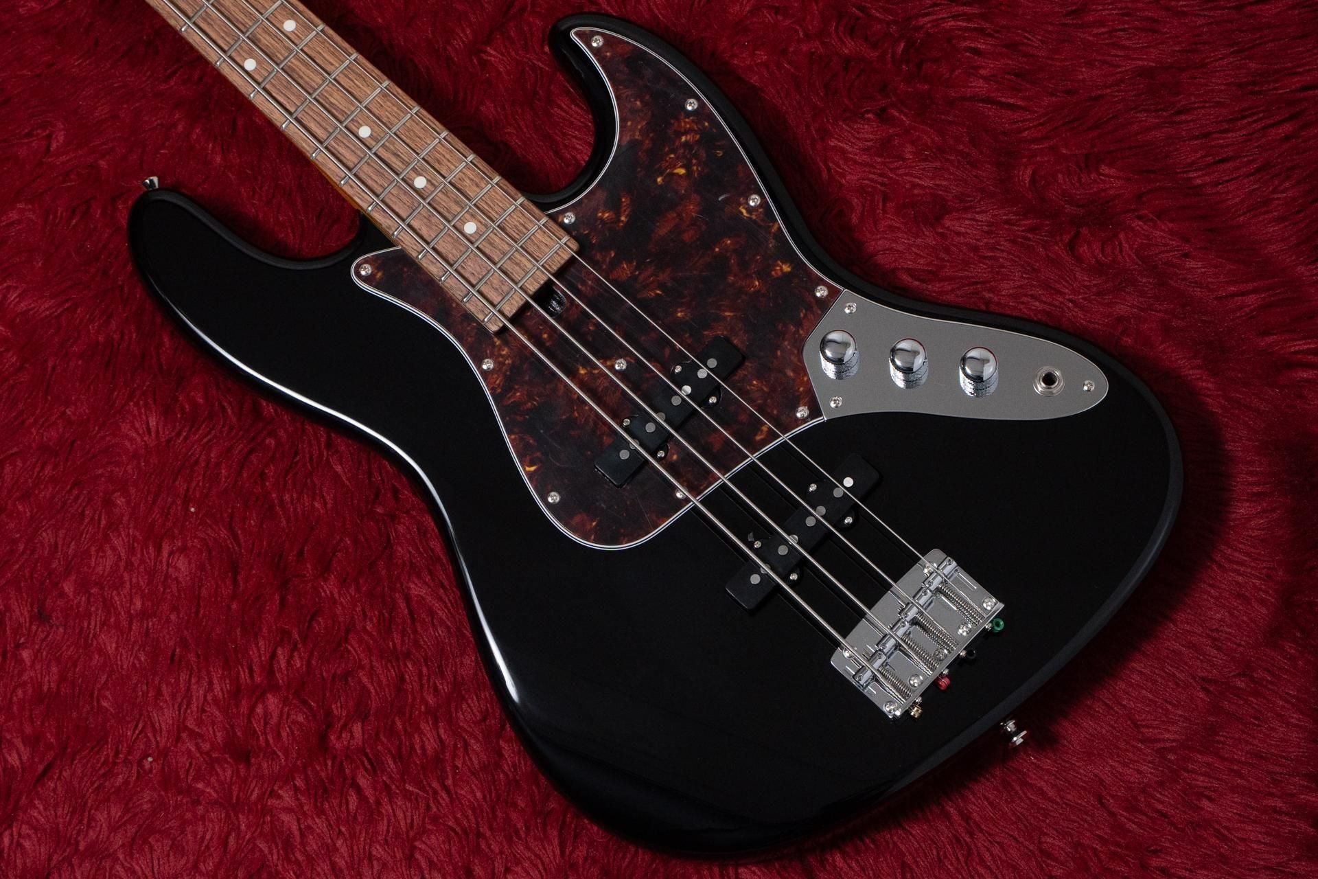 ギター　ベース　2本まとめ出品　日本製　メーカー不明 Geek IN Box -