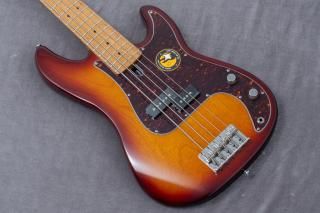 BOSS AW-2 Auto Wah - Geek IN Box